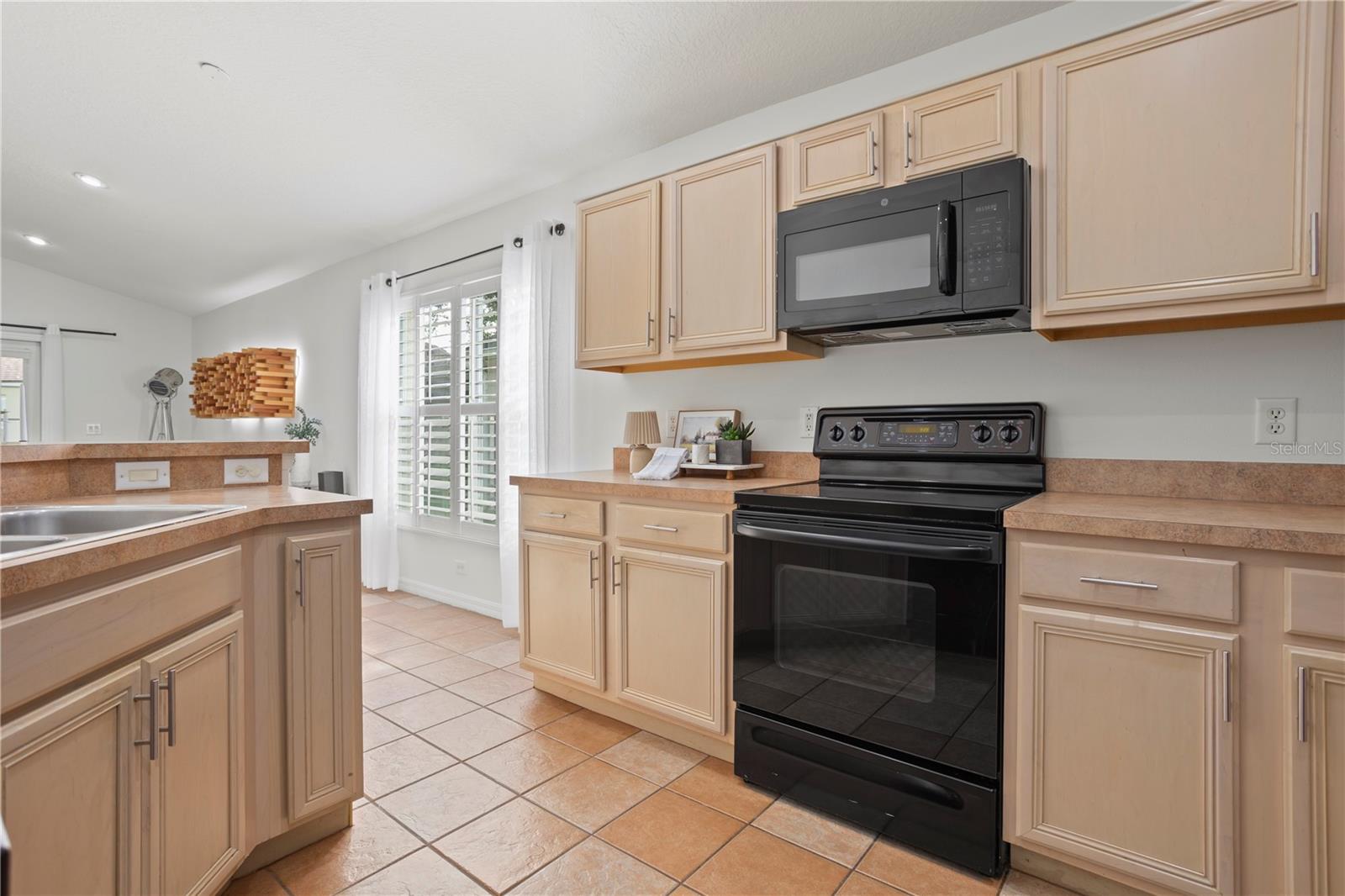 9512 SOUTHERN GARDEN CIR, ALTAMONTE SPRINGS, FL, 32714
