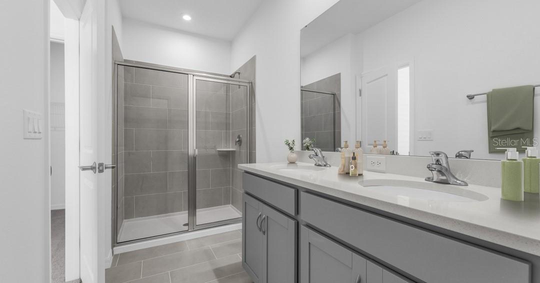 4726 INNER WORLD LN, WESLEY CHAPEL, FL, 33543