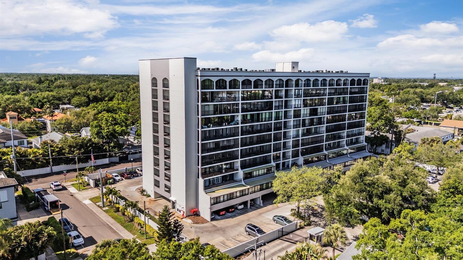 3211 W SWANN AVE #707, TAMPA, FL, 33609