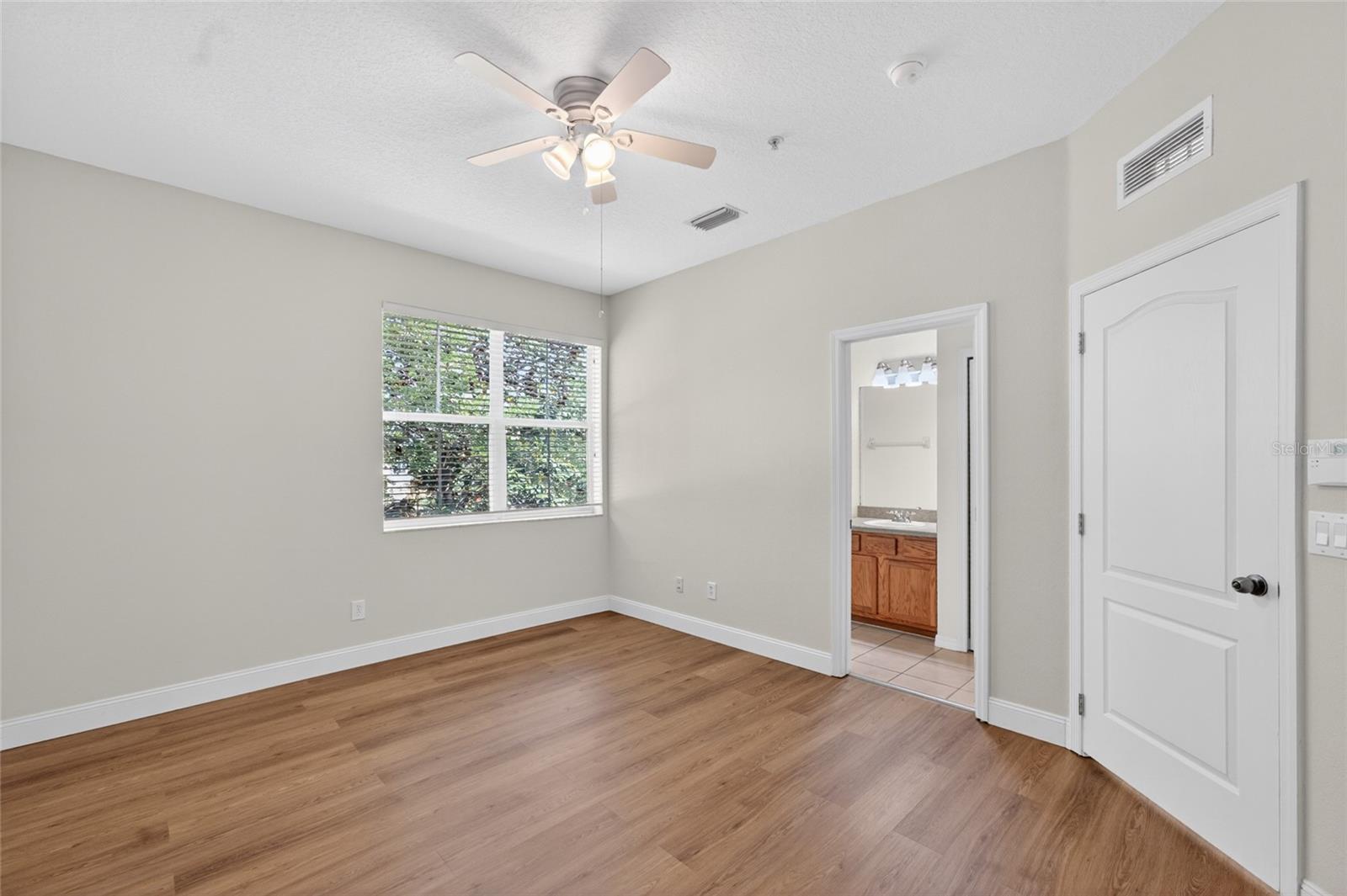 216 DEEPCOVE RD, WINTER GARDEN, FL, 34787