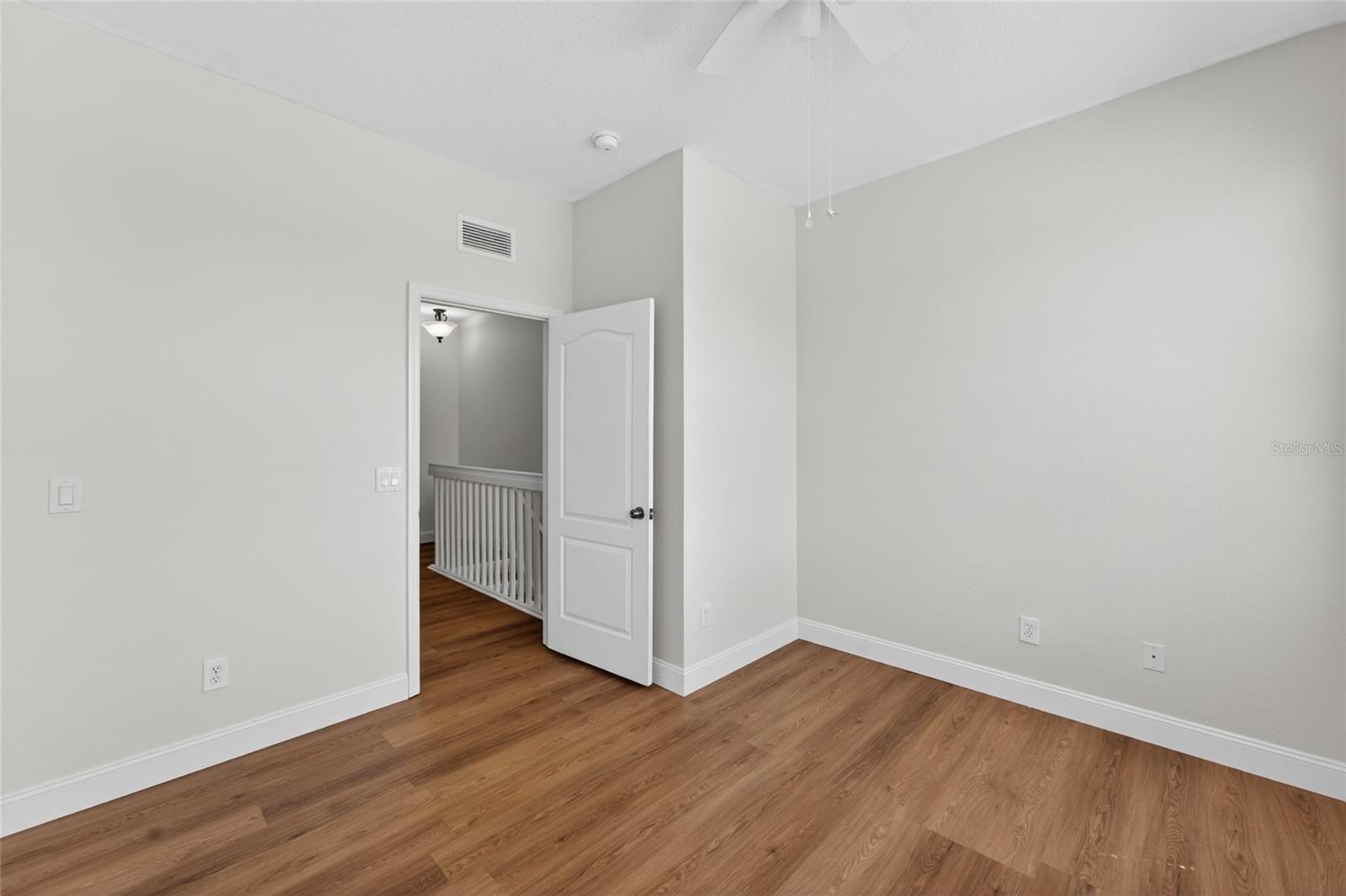 216 DEEPCOVE RD, WINTER GARDEN, FL, 34787