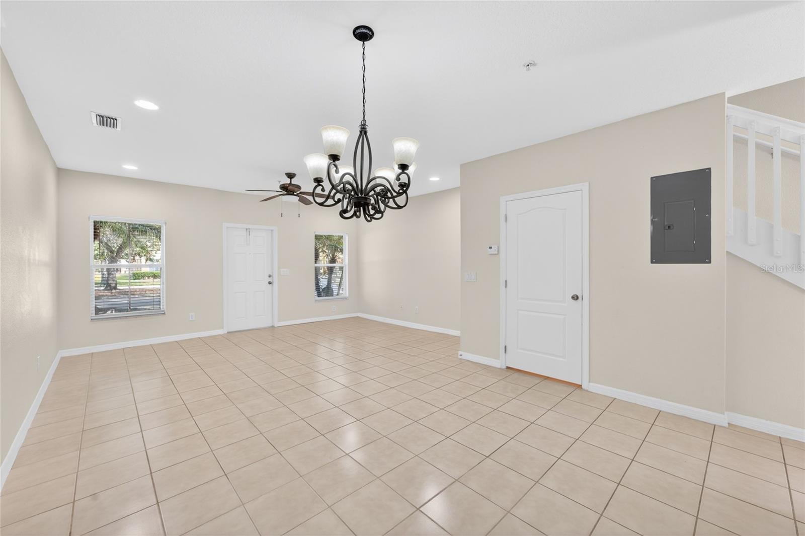 216 DEEPCOVE RD, WINTER GARDEN, FL, 34787