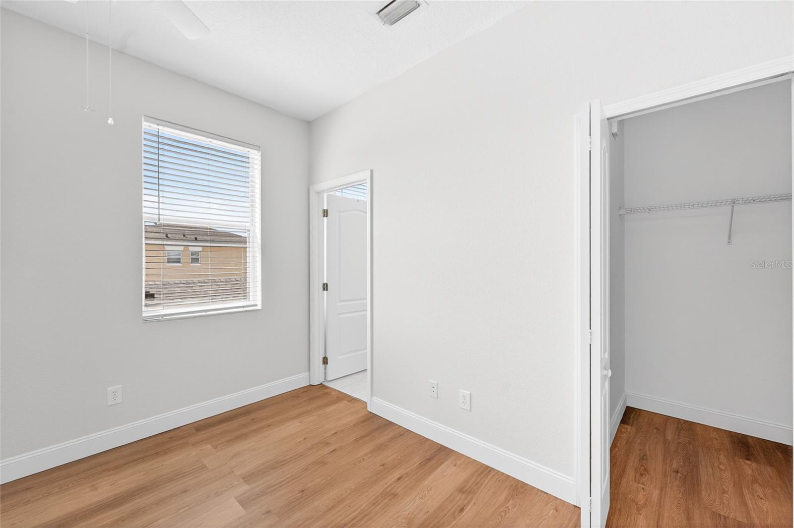 216 DEEPCOVE RD, WINTER GARDEN, FL, 34787