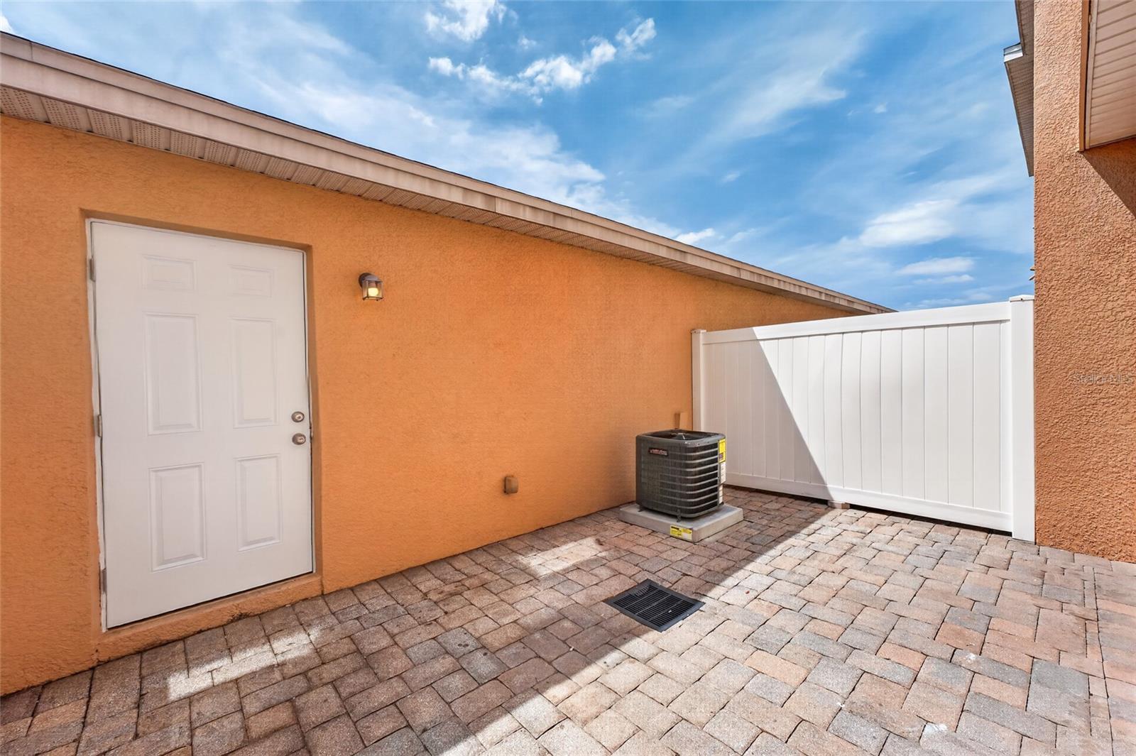 216 DEEPCOVE RD, WINTER GARDEN, FL, 34787