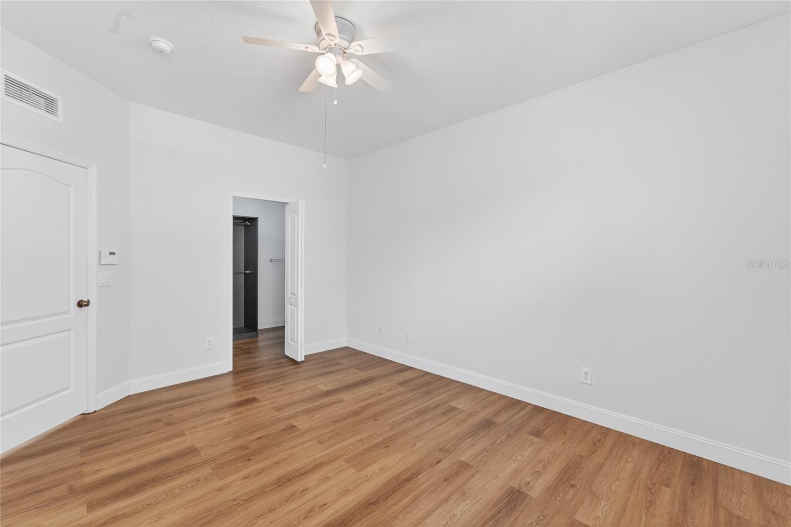 216 DEEPCOVE RD, WINTER GARDEN, FL, 34787