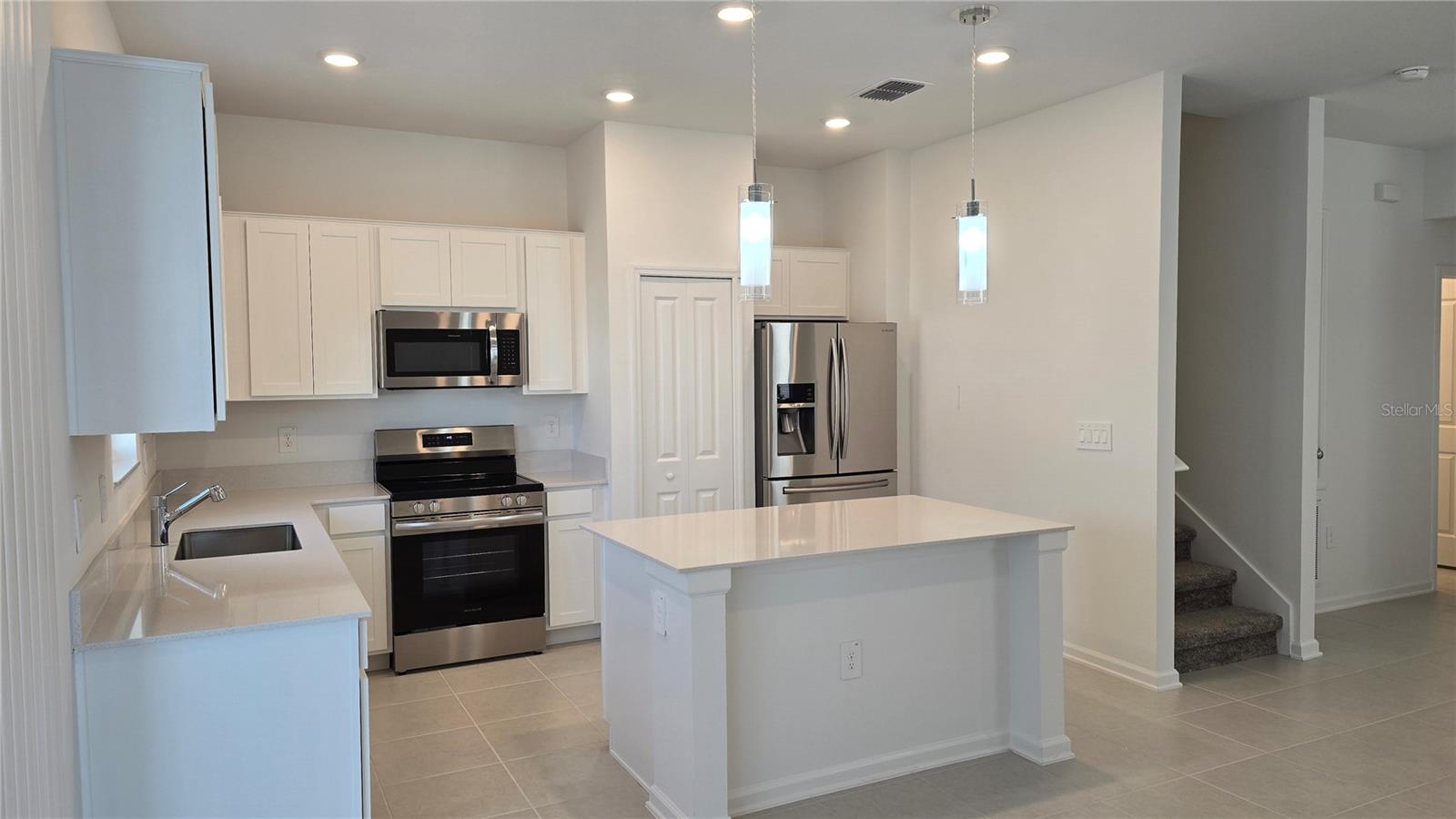 2664 ARMSTRONG AVE, CLERMONT, FL, 34714