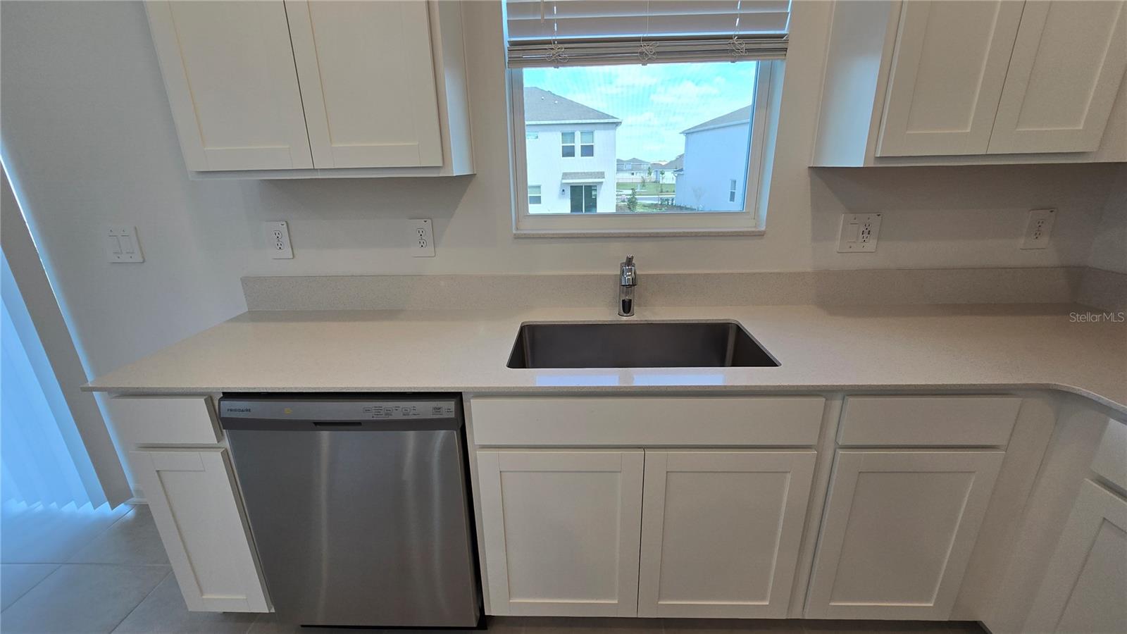 2664 ARMSTRONG AVE, CLERMONT, FL, 34714