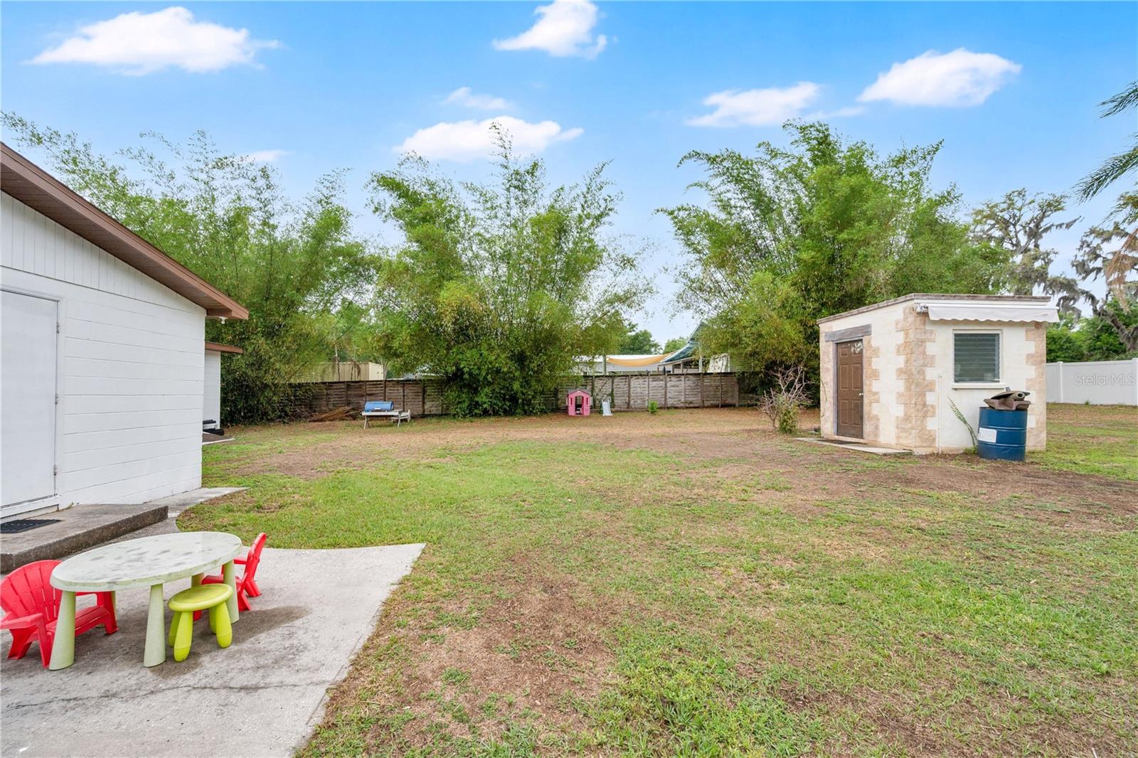 2010 LEE DR, VALRICO, FL, 33594