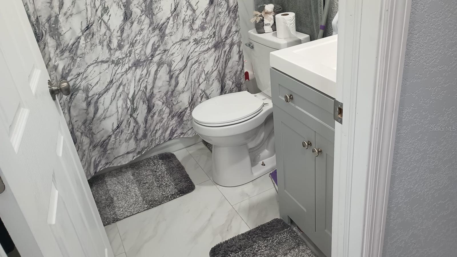 1910 LITHIA PINECREST RD, VALRICO, FL, 33596