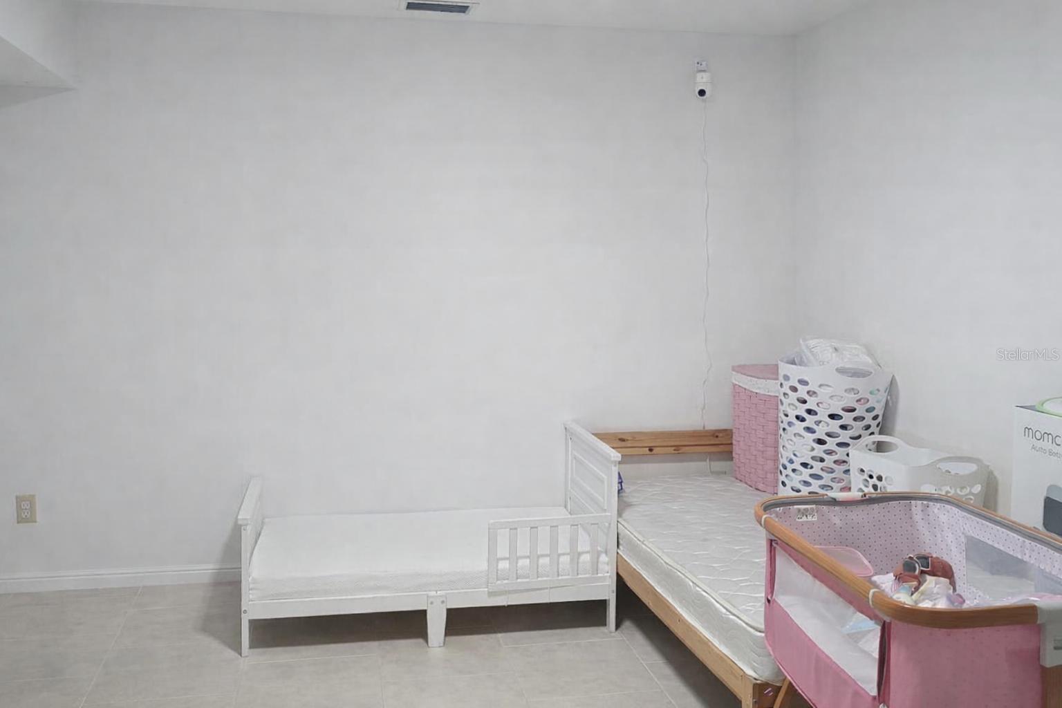 1910 LITHIA PINECREST RD, VALRICO, FL, 33596