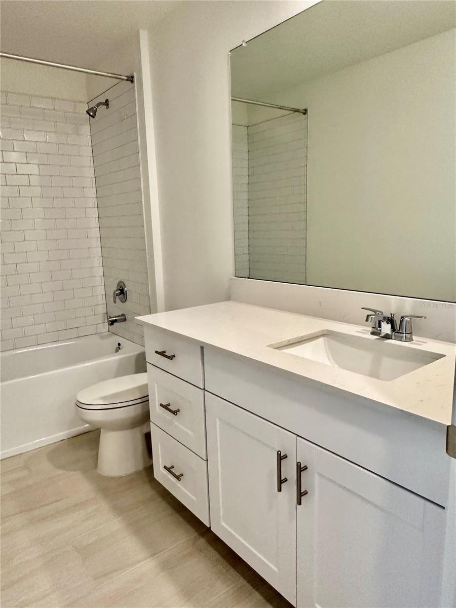 17761 PLEASANTVIEW BLVD, LAND O LAKES, FL, 34638