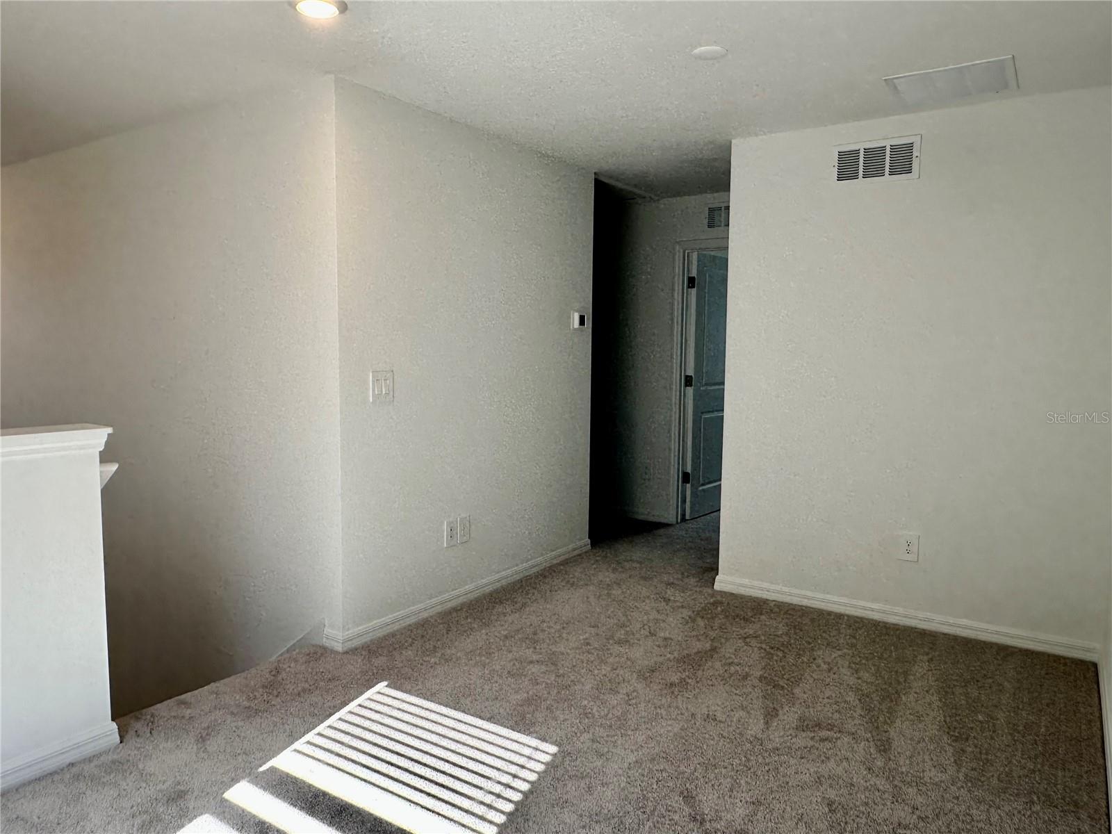 17761 PLEASANTVIEW BLVD, LAND O LAKES, FL, 34638