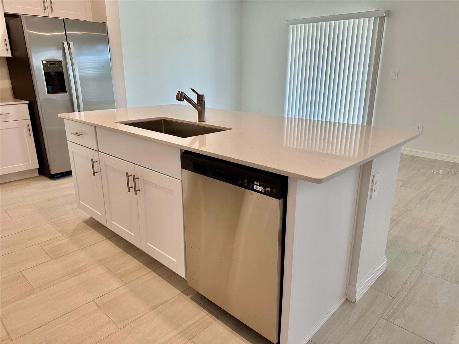 17761 PLEASANTVIEW BLVD, LAND O LAKES, FL, 34638