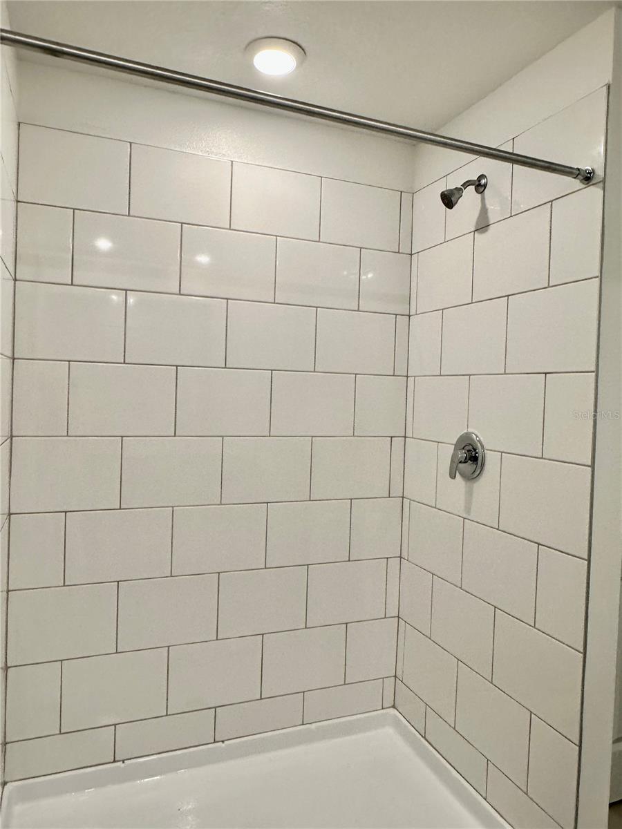 17761 PLEASANTVIEW BLVD, LAND O LAKES, FL, 34638