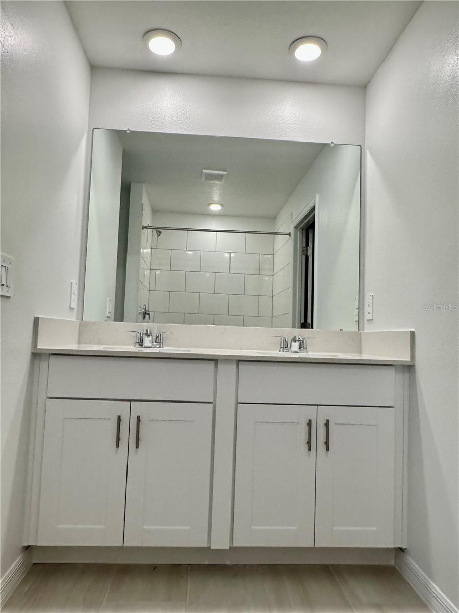 17761 PLEASANTVIEW BLVD, LAND O LAKES, FL, 34638