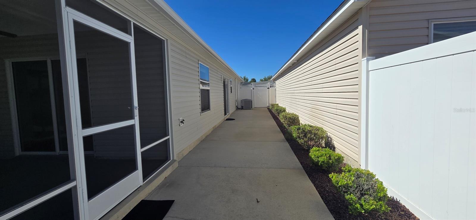 2577 LINDEWOOD ST, THE VILLAGES, FL, 32163