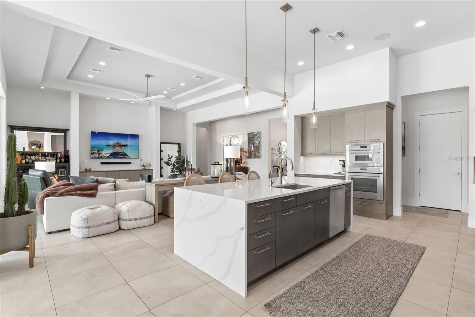 15220 PENDIO DR, BELLA COLLINA, FL, 34756