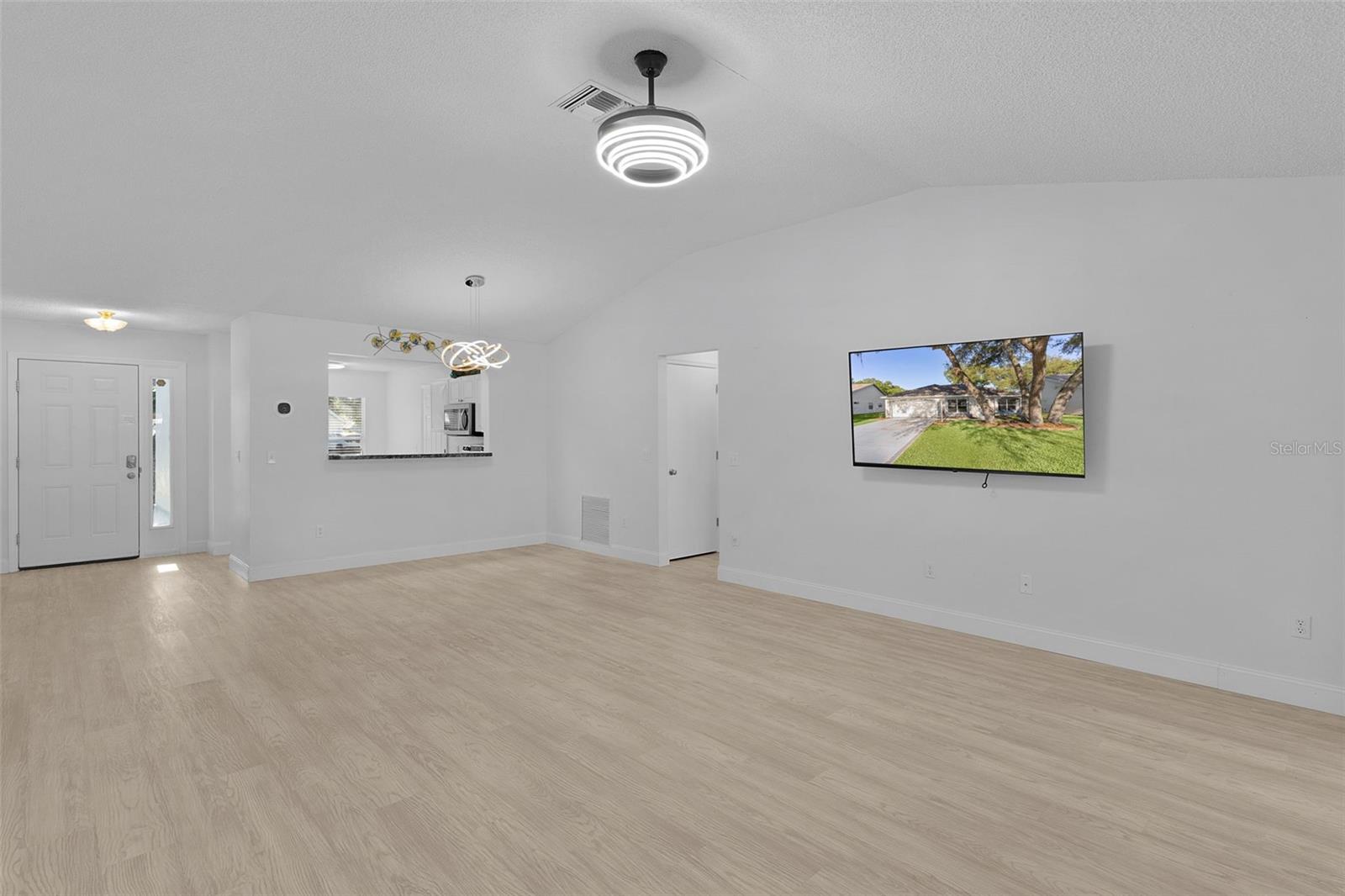 206 DESOTA CT, THE VILLAGES, FL, 32159