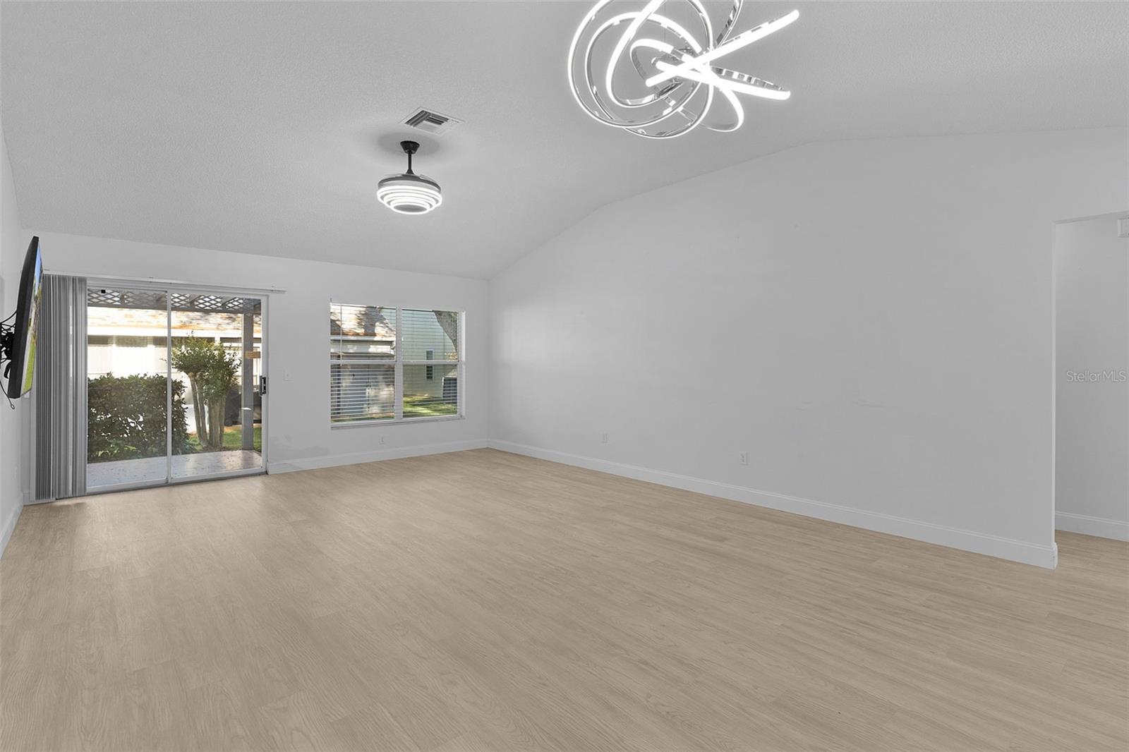 206 DESOTA CT, THE VILLAGES, FL, 32159