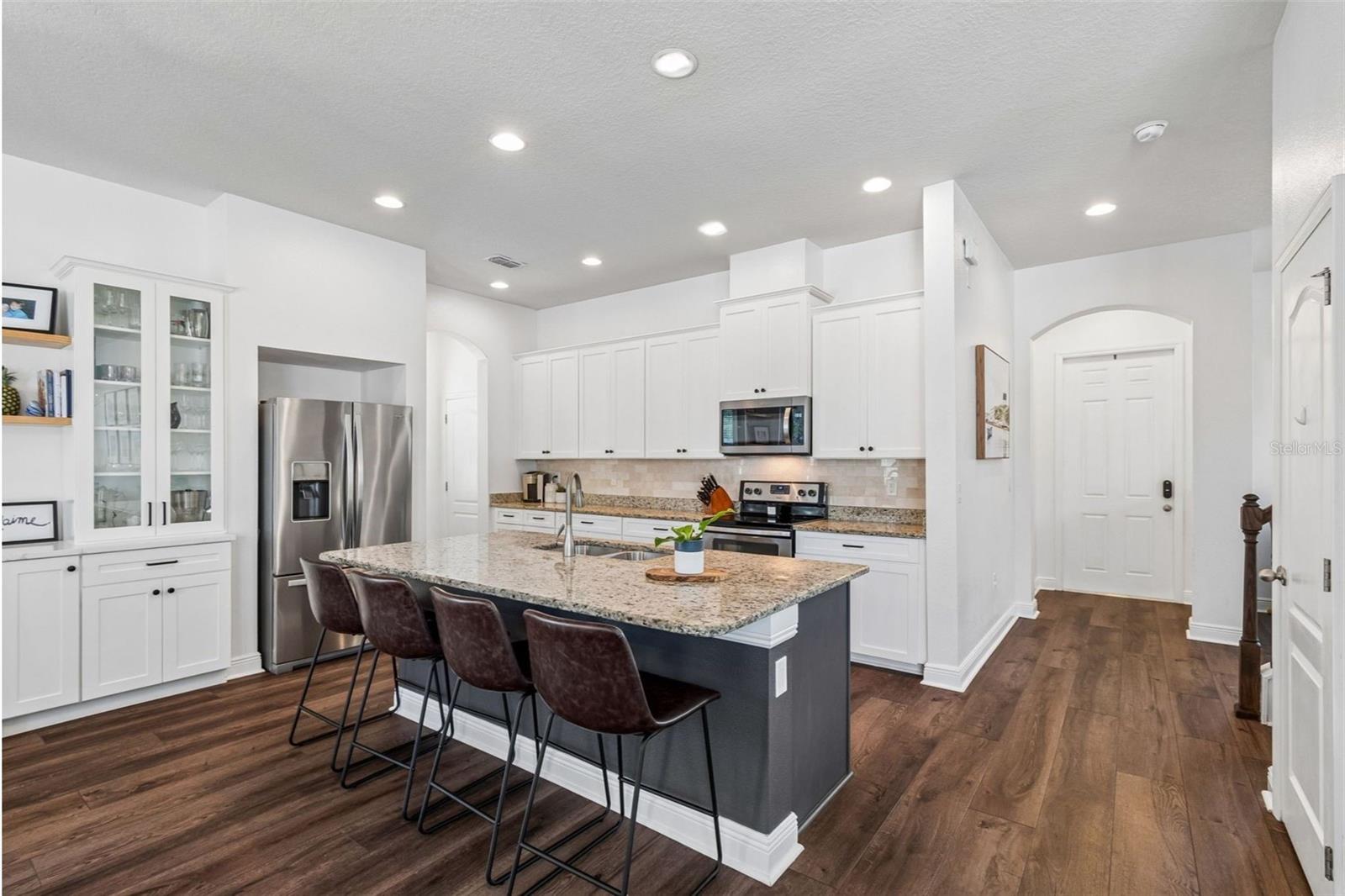 7602 S WEST SHORE BLVD, TAMPA, FL, 33616