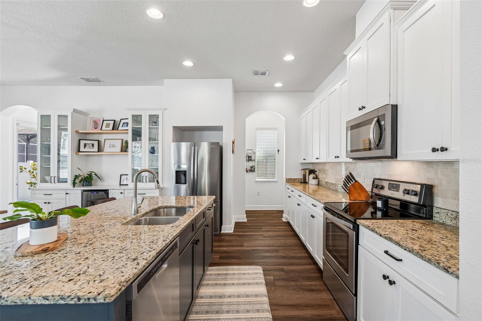 7602 S WEST SHORE BLVD, TAMPA, FL, 33616