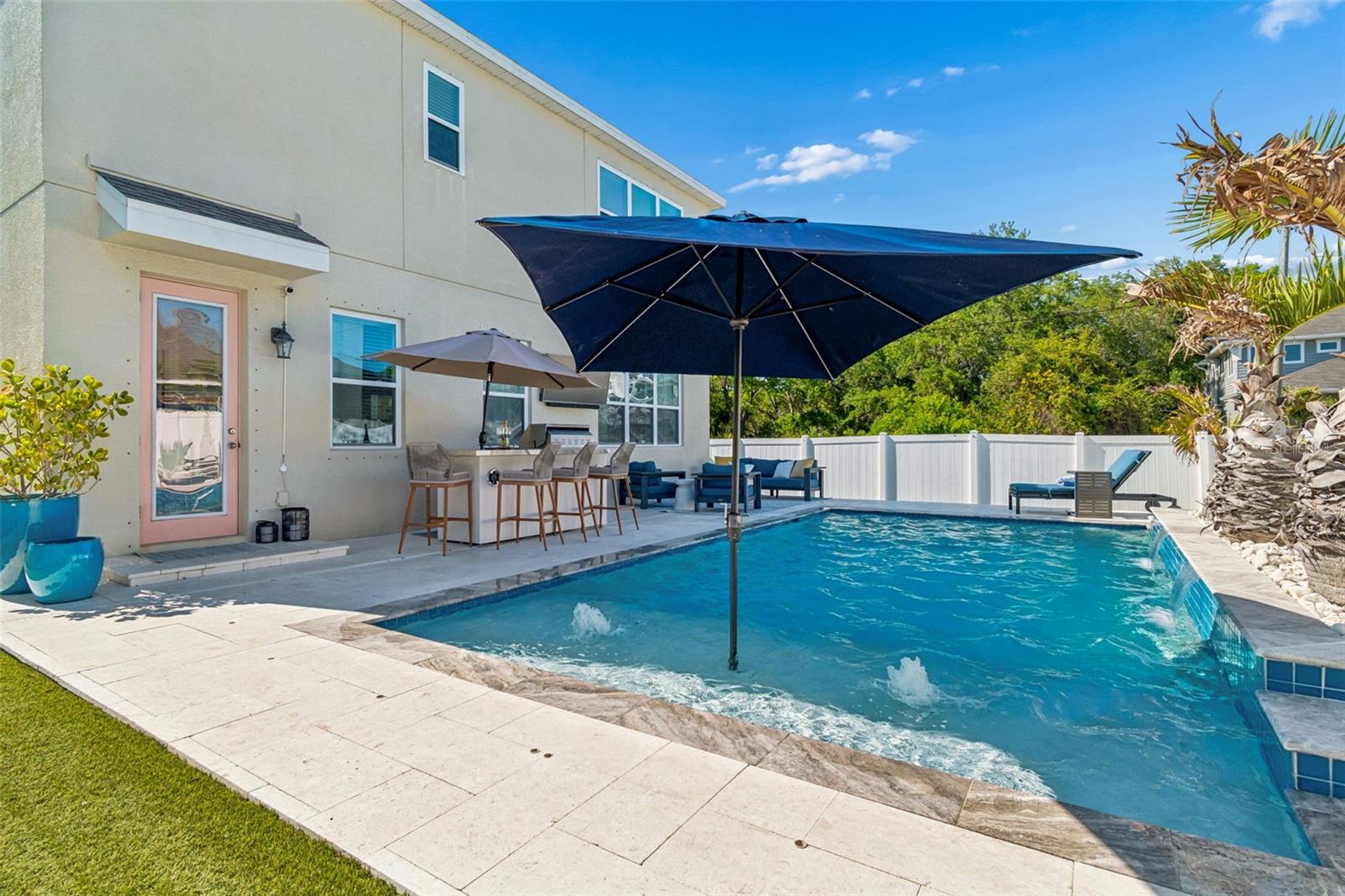 7602 S WEST SHORE BLVD, TAMPA, FL, 33616