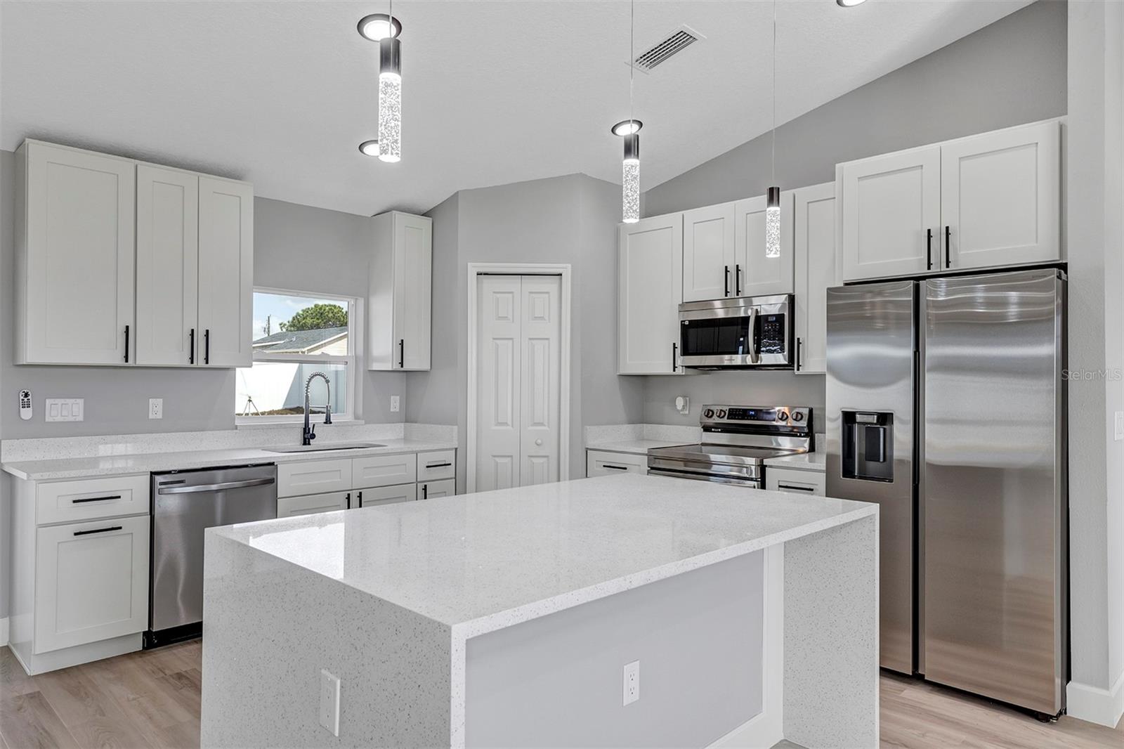 13792 SE 42ND AVE, SUMMERFIELD, FL, 34491