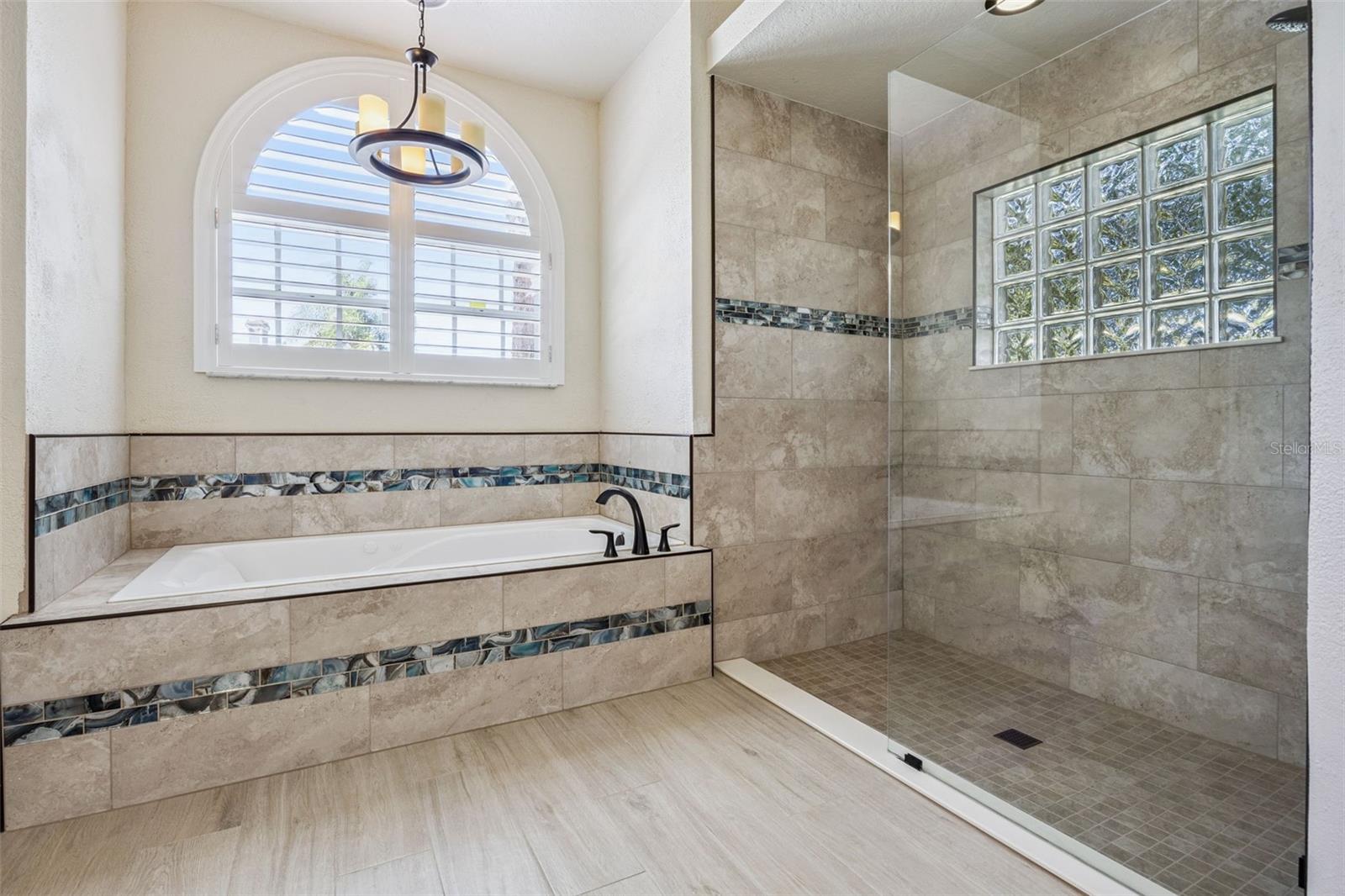 9302 BAY VISTA ESTATES BLVD, ORLANDO, FL, 32836