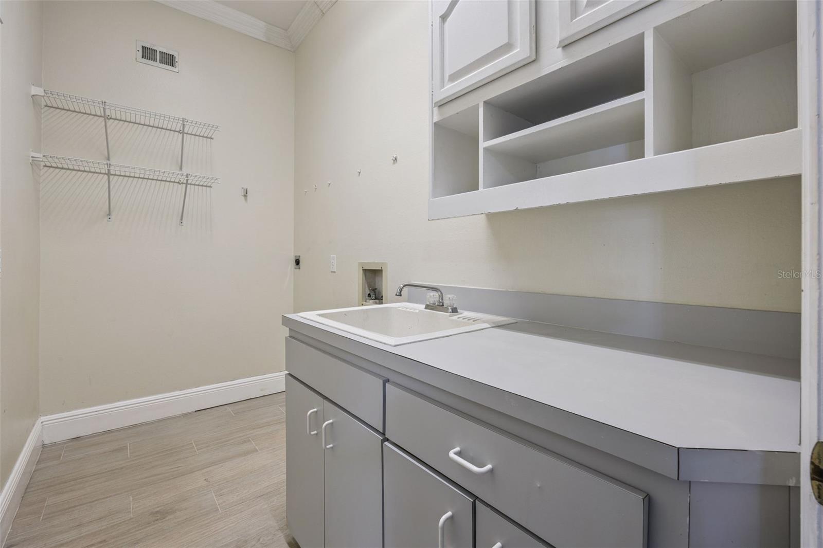 9302 BAY VISTA ESTATES BLVD, ORLANDO, FL, 32836