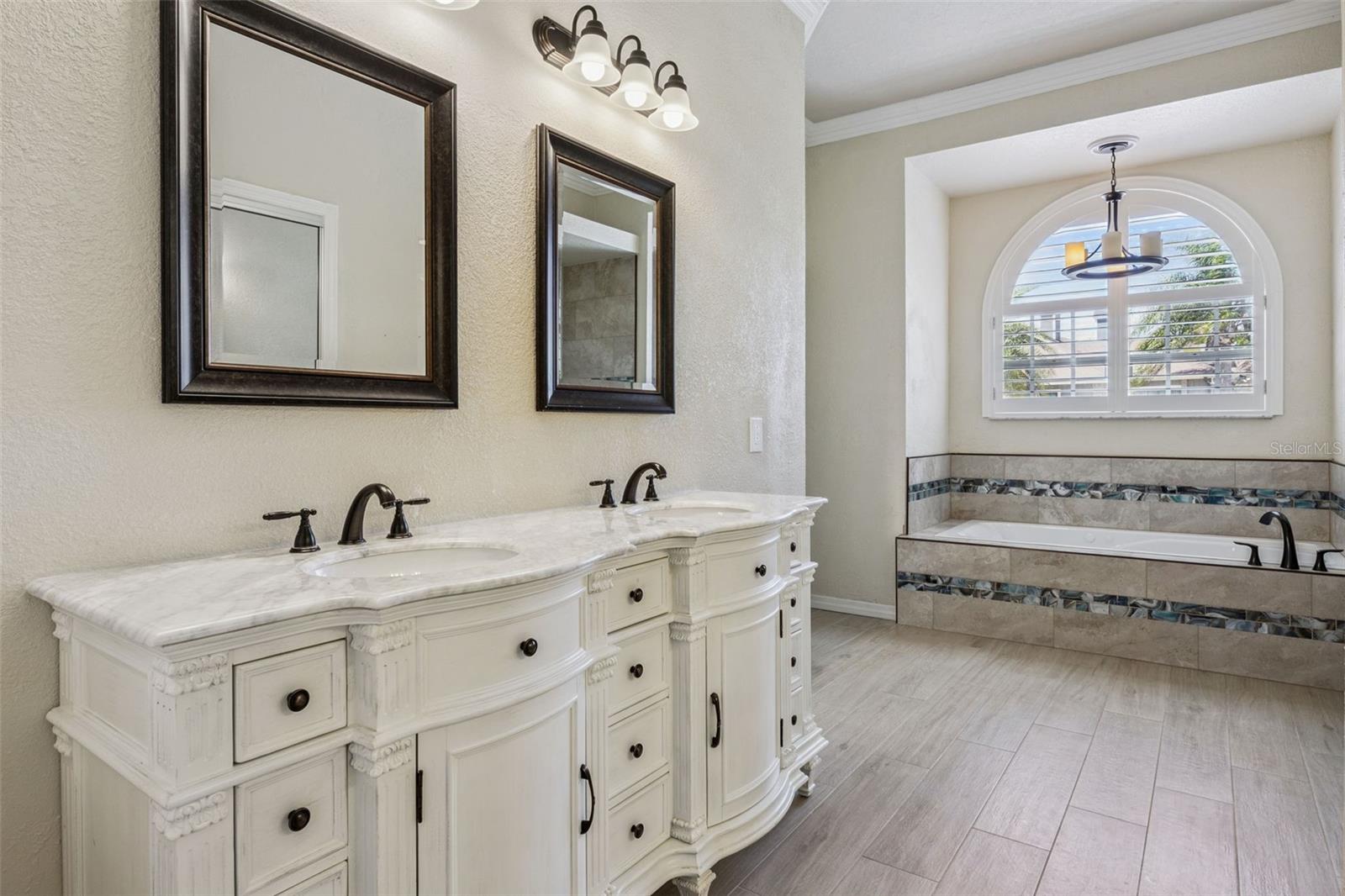 9302 BAY VISTA ESTATES BLVD, ORLANDO, FL, 32836