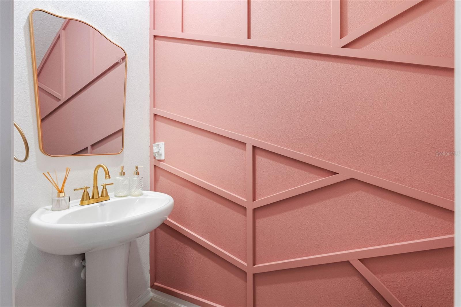 36488 WELL HILL WAY, ZEPHYRHILLS, FL, 33541