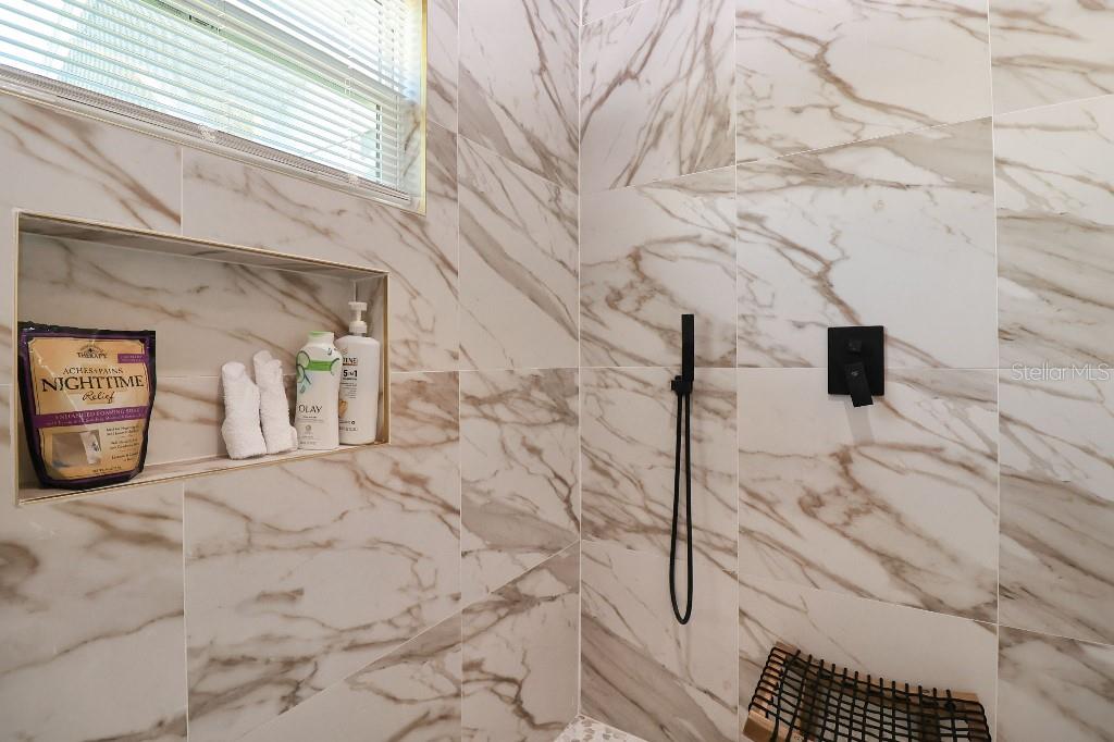 9310 N 18TH ST, TAMPA, FL, 33612