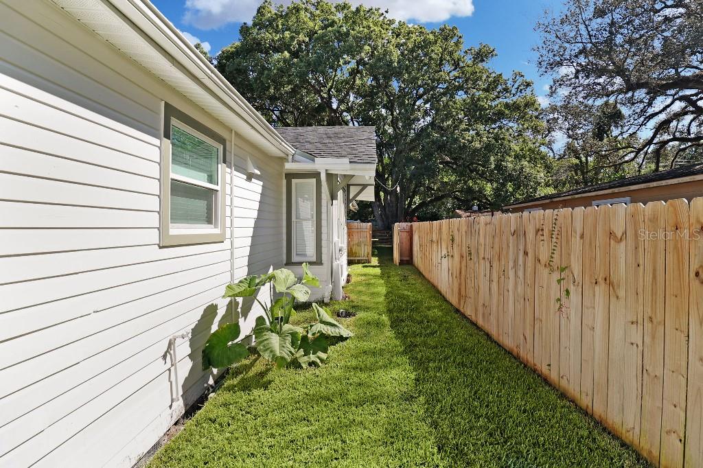 9310 N 18TH ST, TAMPA, FL, 33612