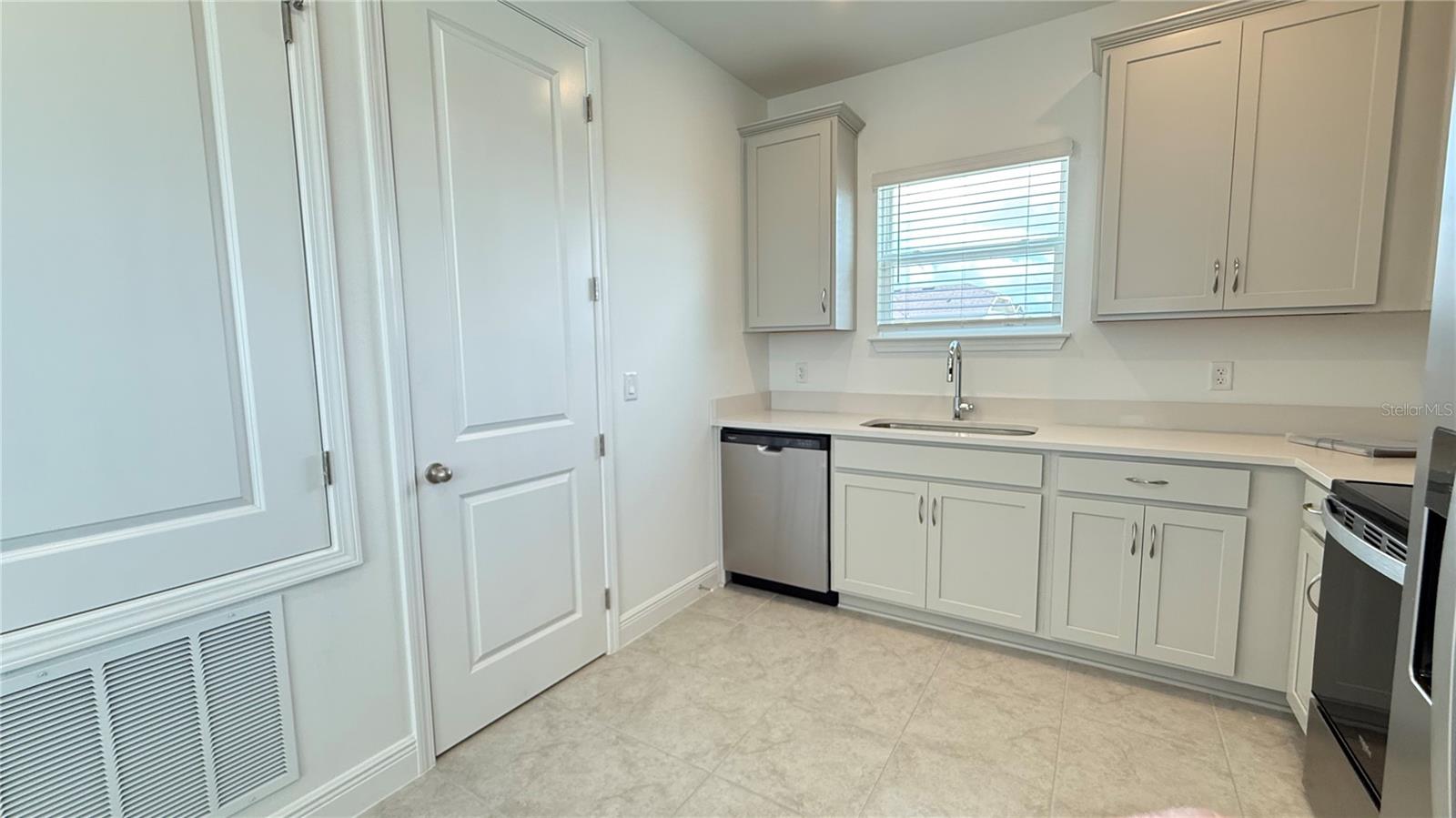 9703 UNDSET ALY #9703, ORLANDO, FL, 32827