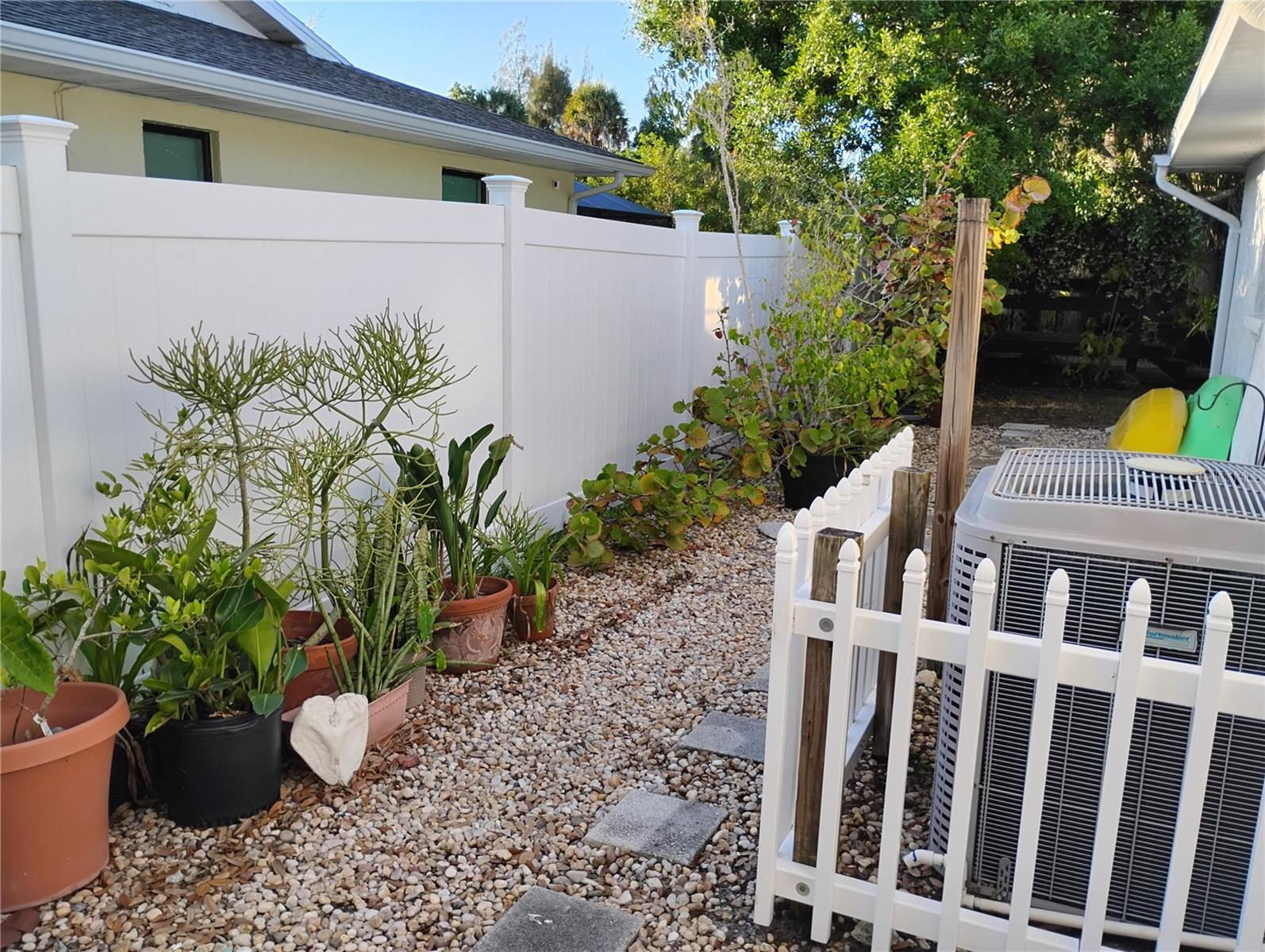 1720 FOSSIL DR, ENGLEWOOD, FL, 34223