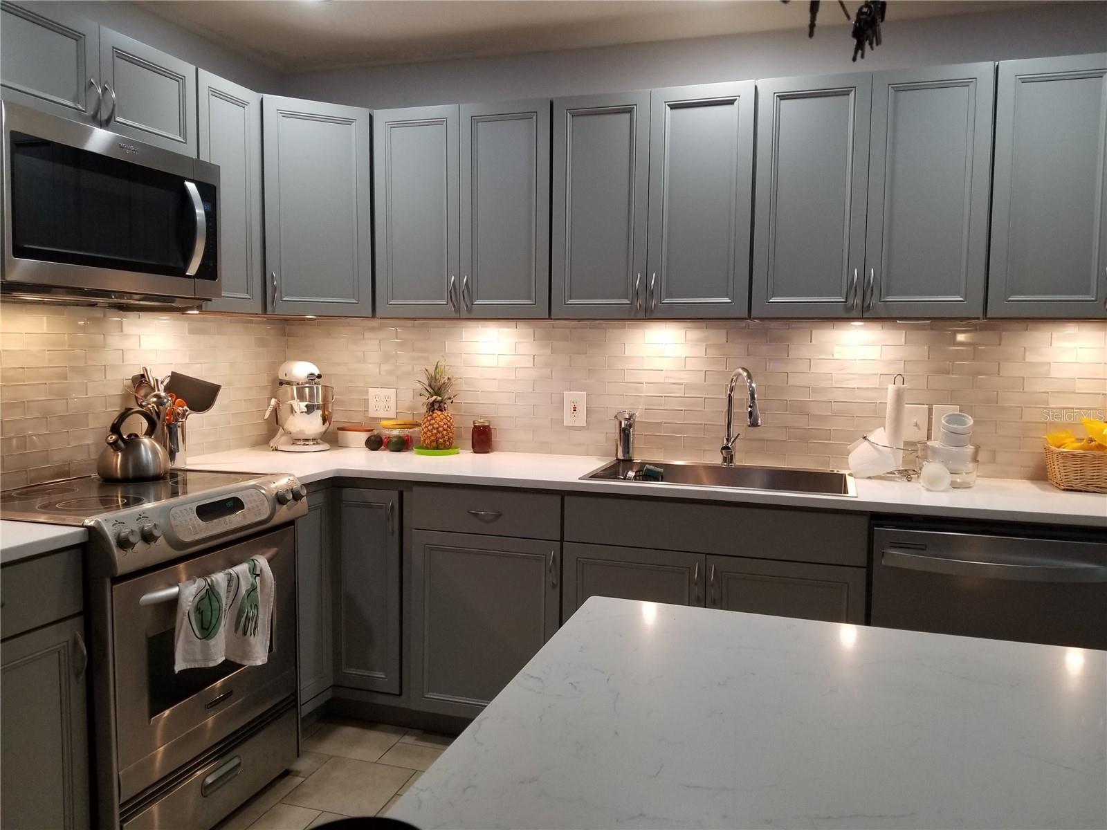 1720 FOSSIL DR, ENGLEWOOD, FL, 34223