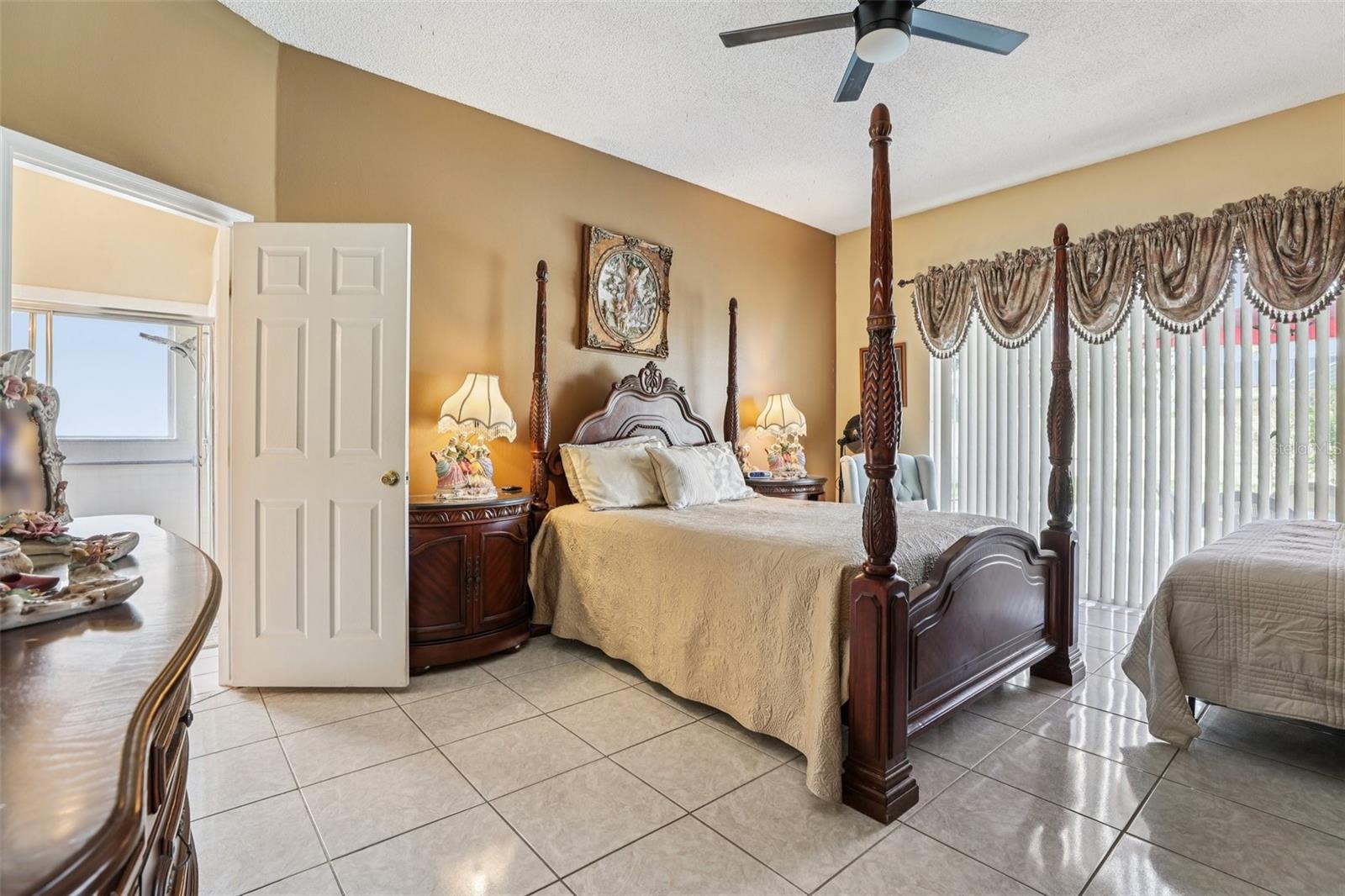 3521 MOLONA DR, ORLANDO, FL, 32837