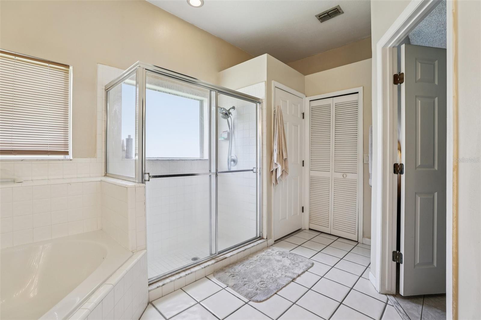 3521 MOLONA DR, ORLANDO, FL, 32837