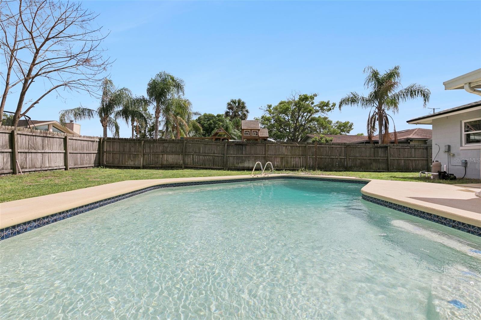 102 N SILVER CLUSTER CT, LONGWOOD, FL, 32750