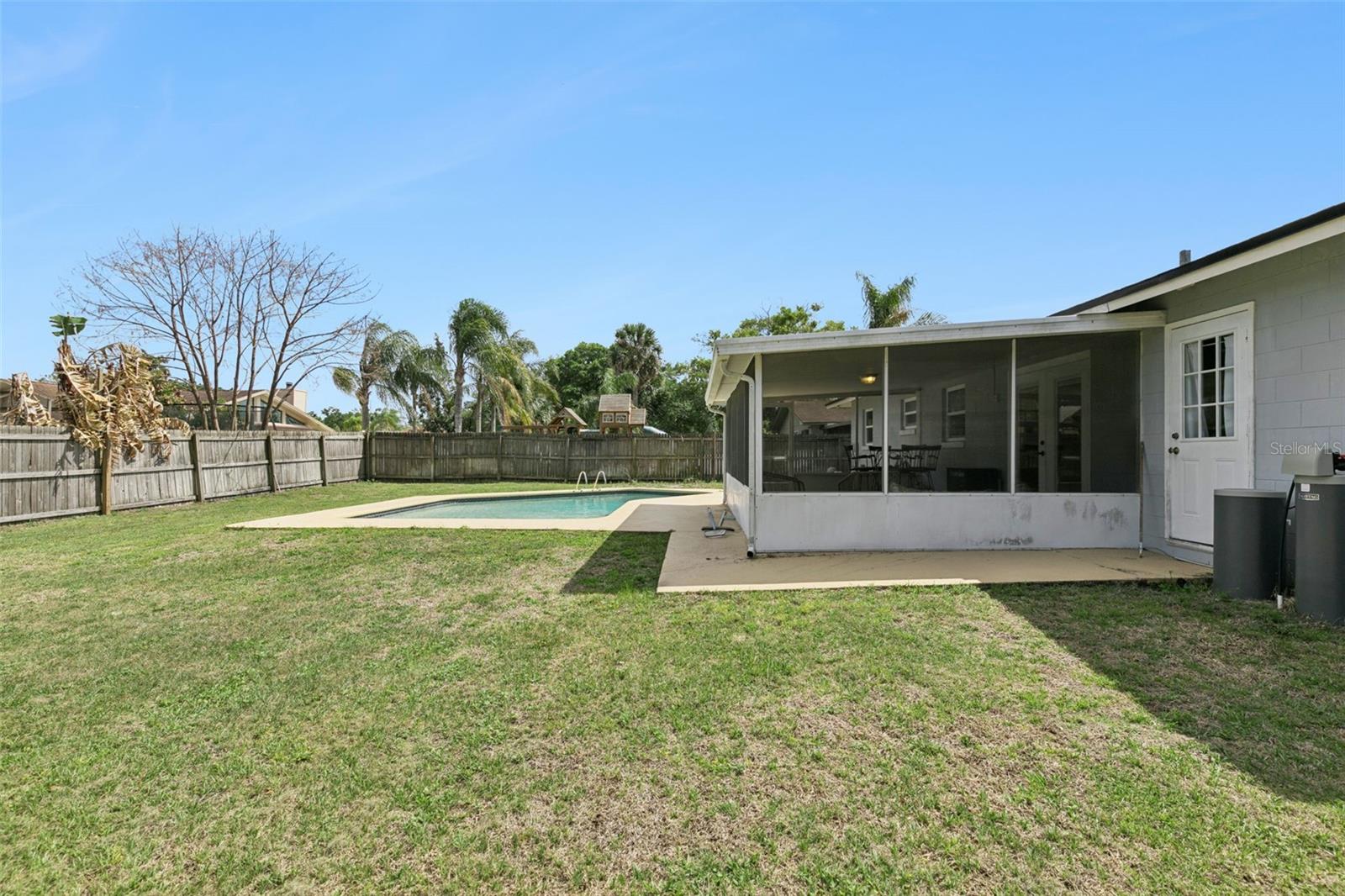 102 N SILVER CLUSTER CT, LONGWOOD, FL, 32750