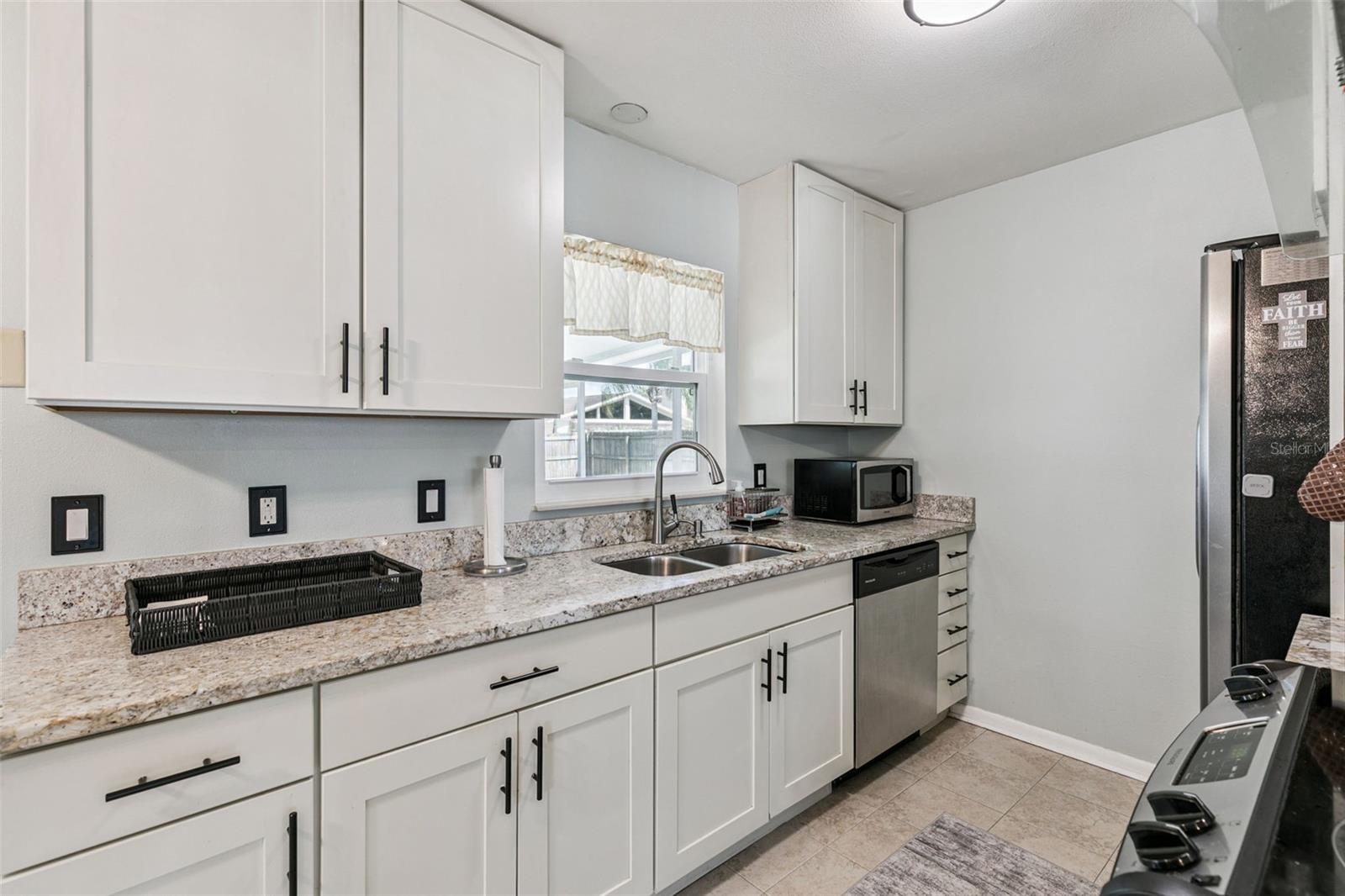 102 N SILVER CLUSTER CT, LONGWOOD, FL, 32750