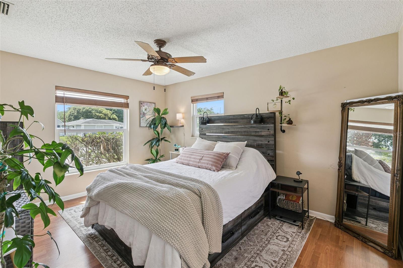 102 N SILVER CLUSTER CT, LONGWOOD, FL, 32750