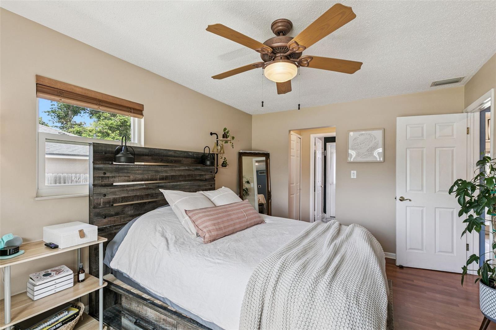 102 N SILVER CLUSTER CT, LONGWOOD, FL, 32750