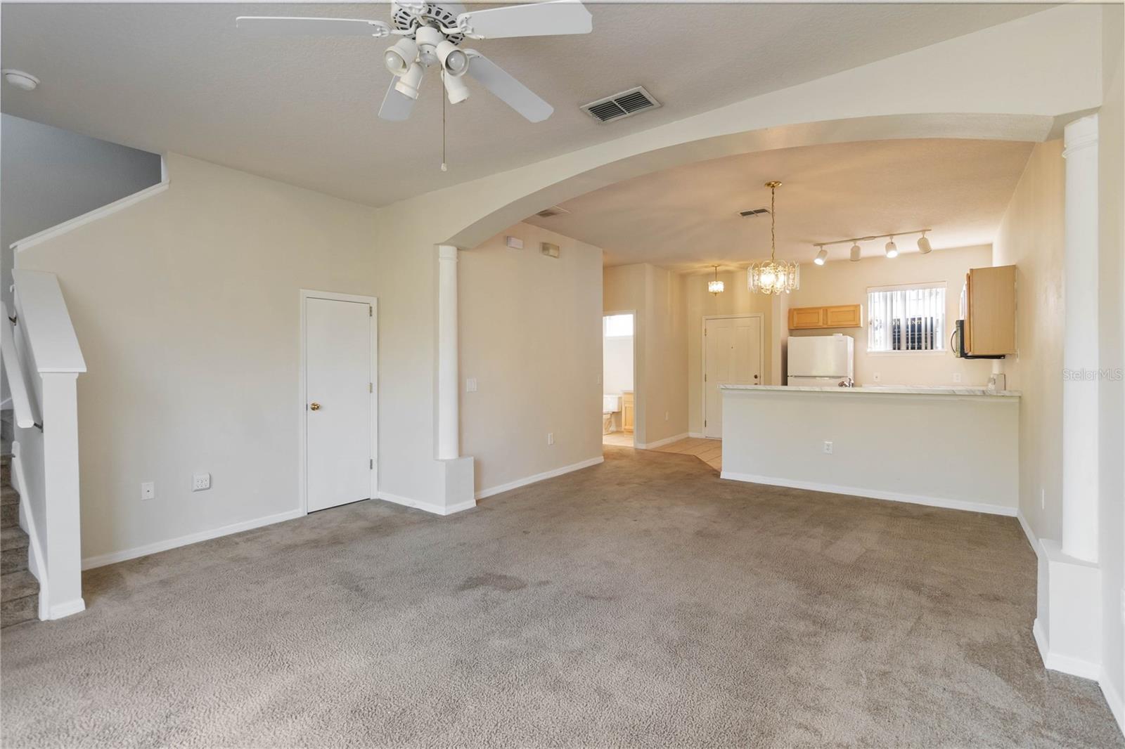 214 MONROE CIR, DAVENPORT, FL, 33896