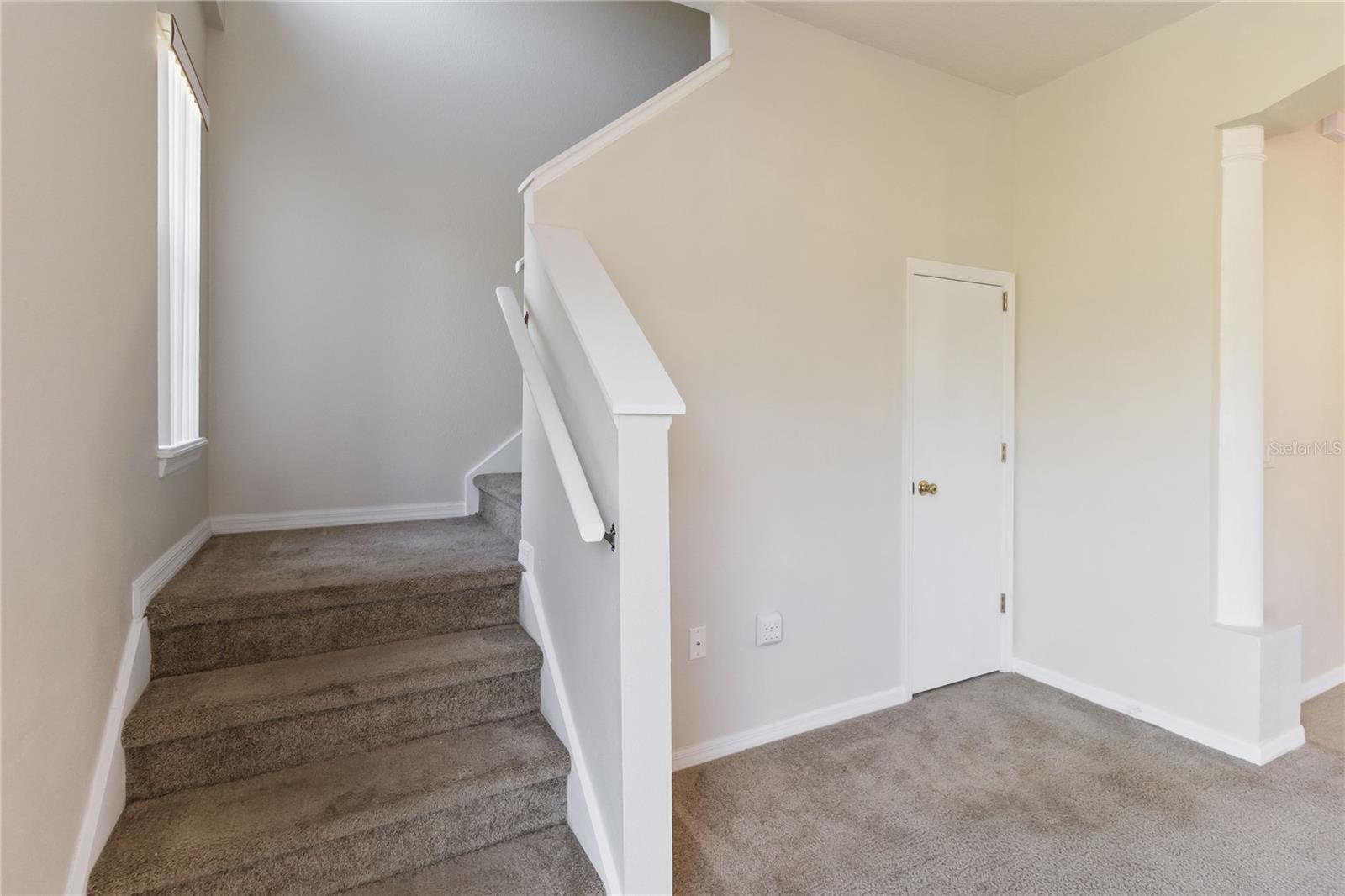 214 MONROE CIR, DAVENPORT, FL, 33896