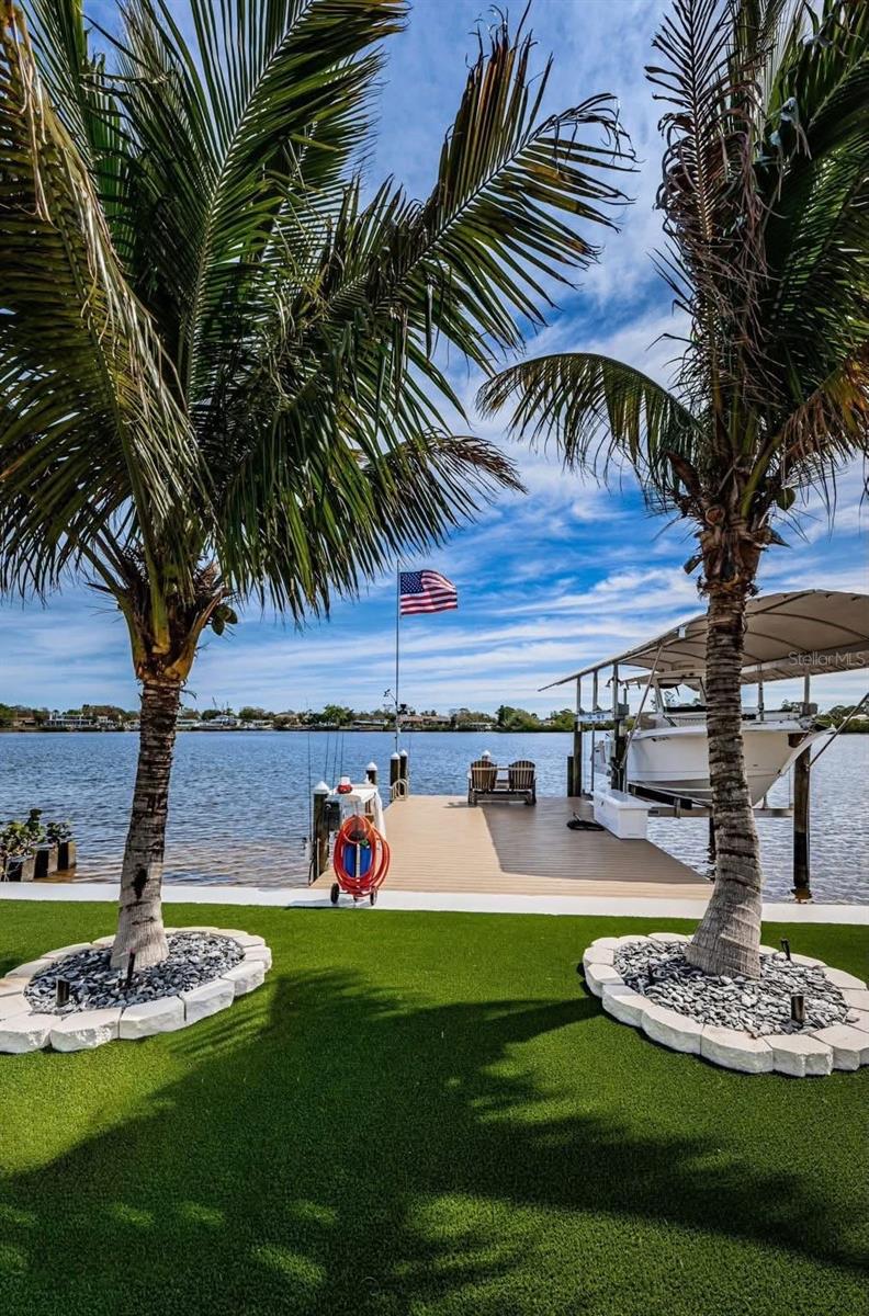 658 BAYSHORE DR, TARPON SPRINGS, FL, 34689