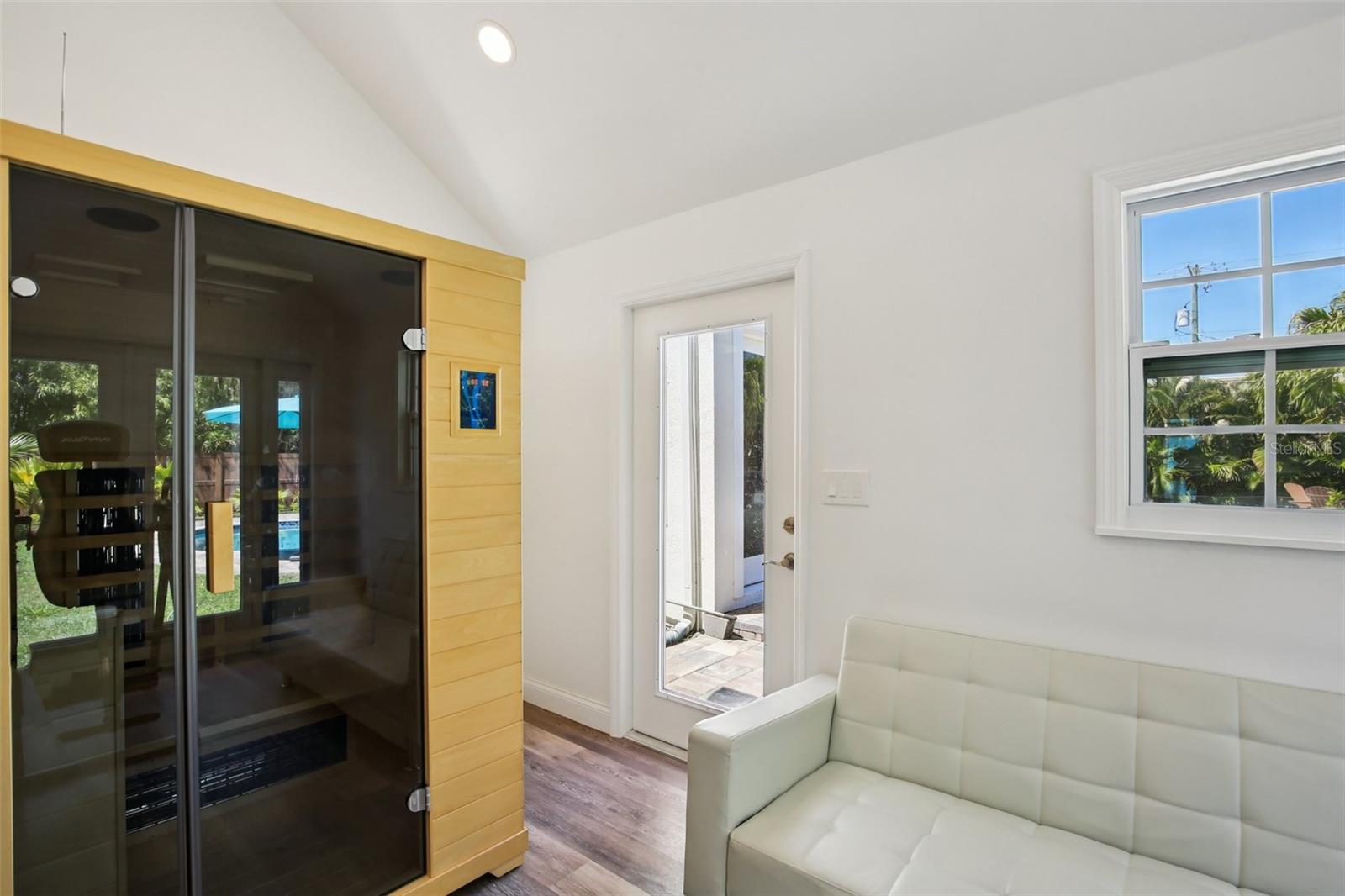 3621 W MORRISON AVE, TAMPA, FL, 33629