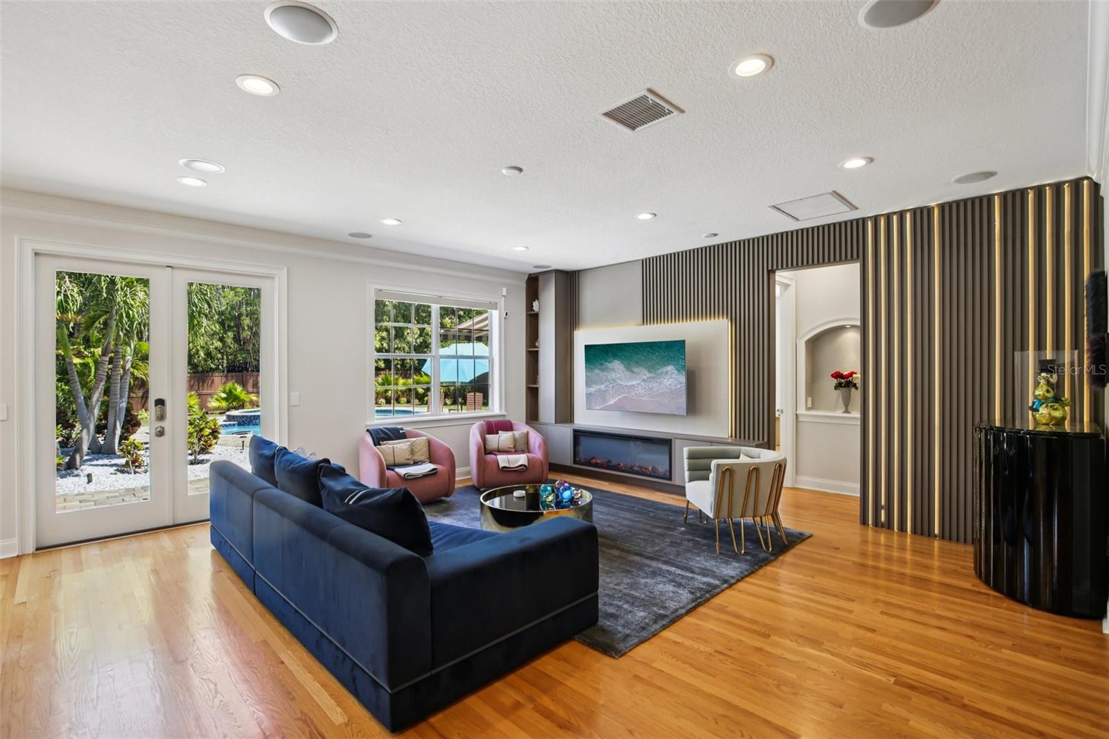 3621 W MORRISON AVE, TAMPA, FL, 33629