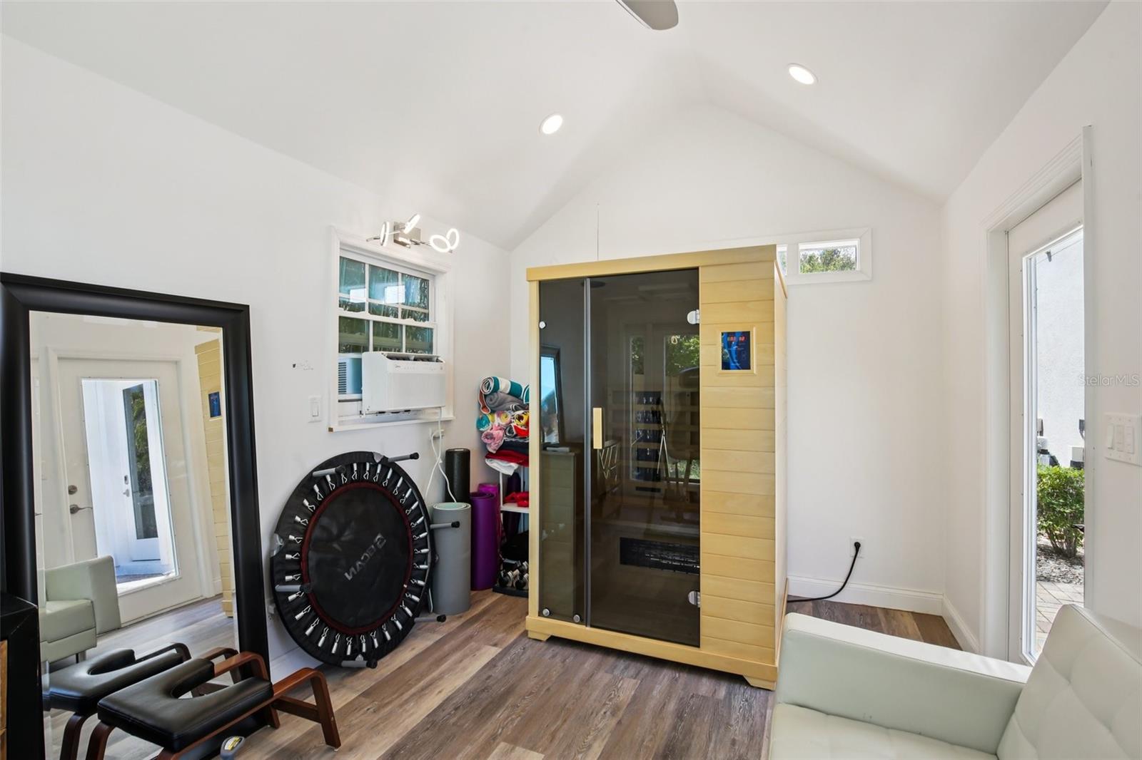 3621 W MORRISON AVE, TAMPA, FL, 33629