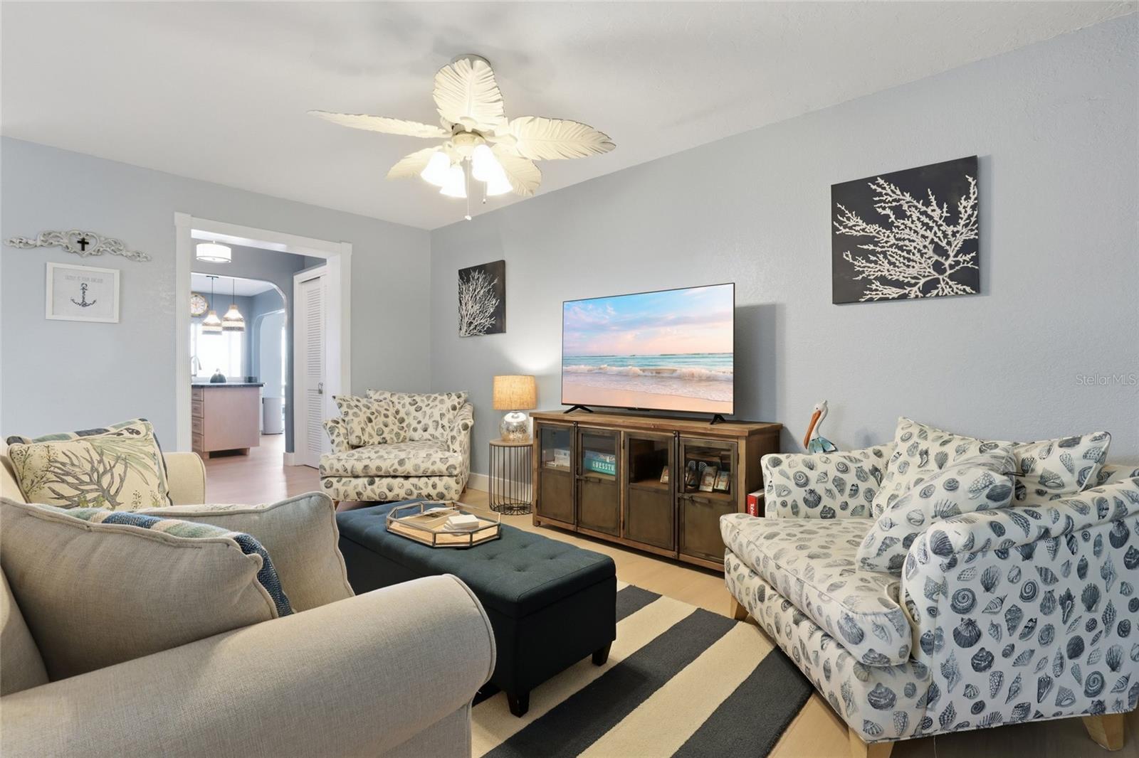 414 SPRING LAKE BLVD NW, PORT CHARLOTTE, FL, 33952